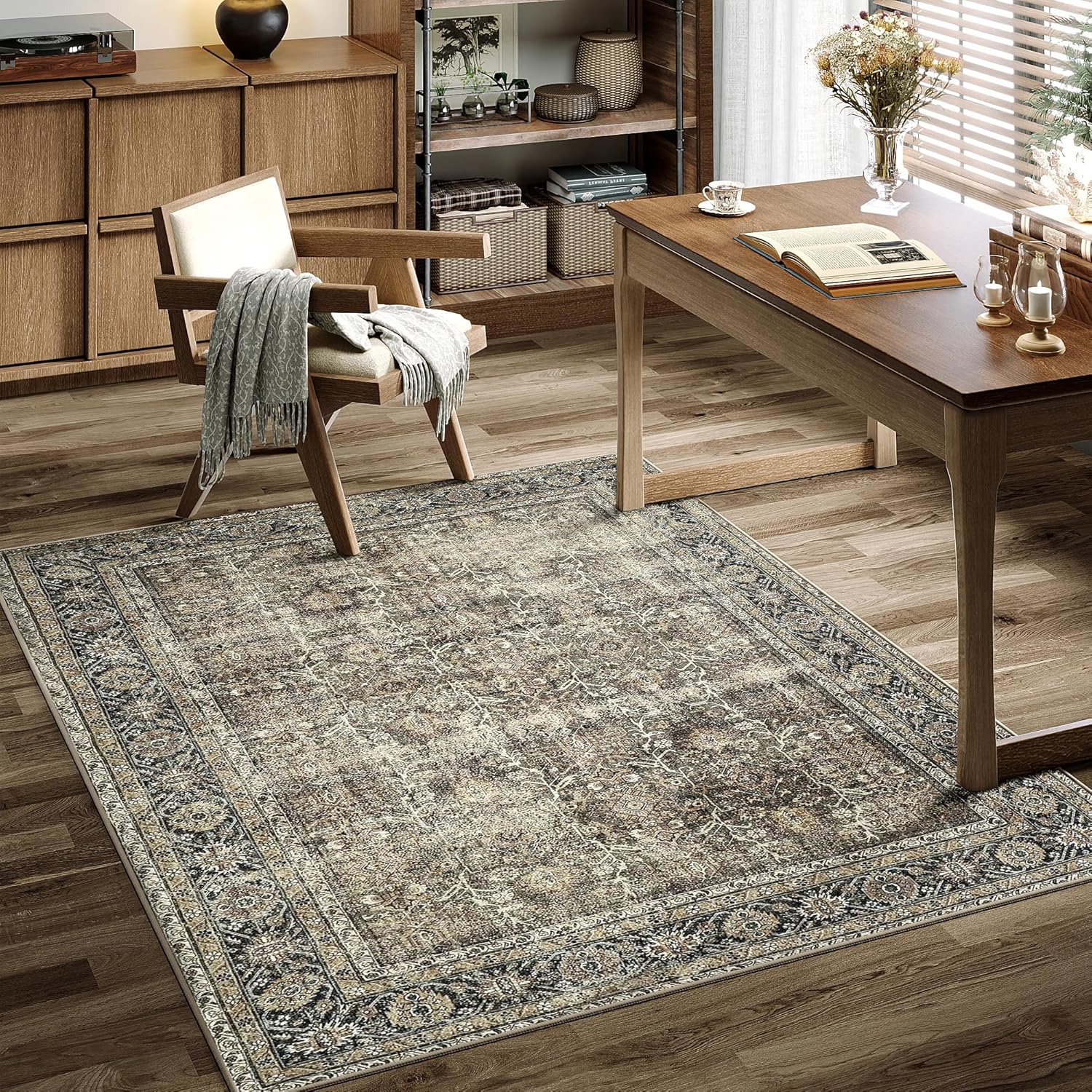 Vintage Area Rug 3x4 Brown Entryway Office Washable Carpet Non Slip Bedroom Indoor Living Room Door Mat Low Pile Traditional Distressed Retro Accent Rug for Dining Room Bathroom Kitchen