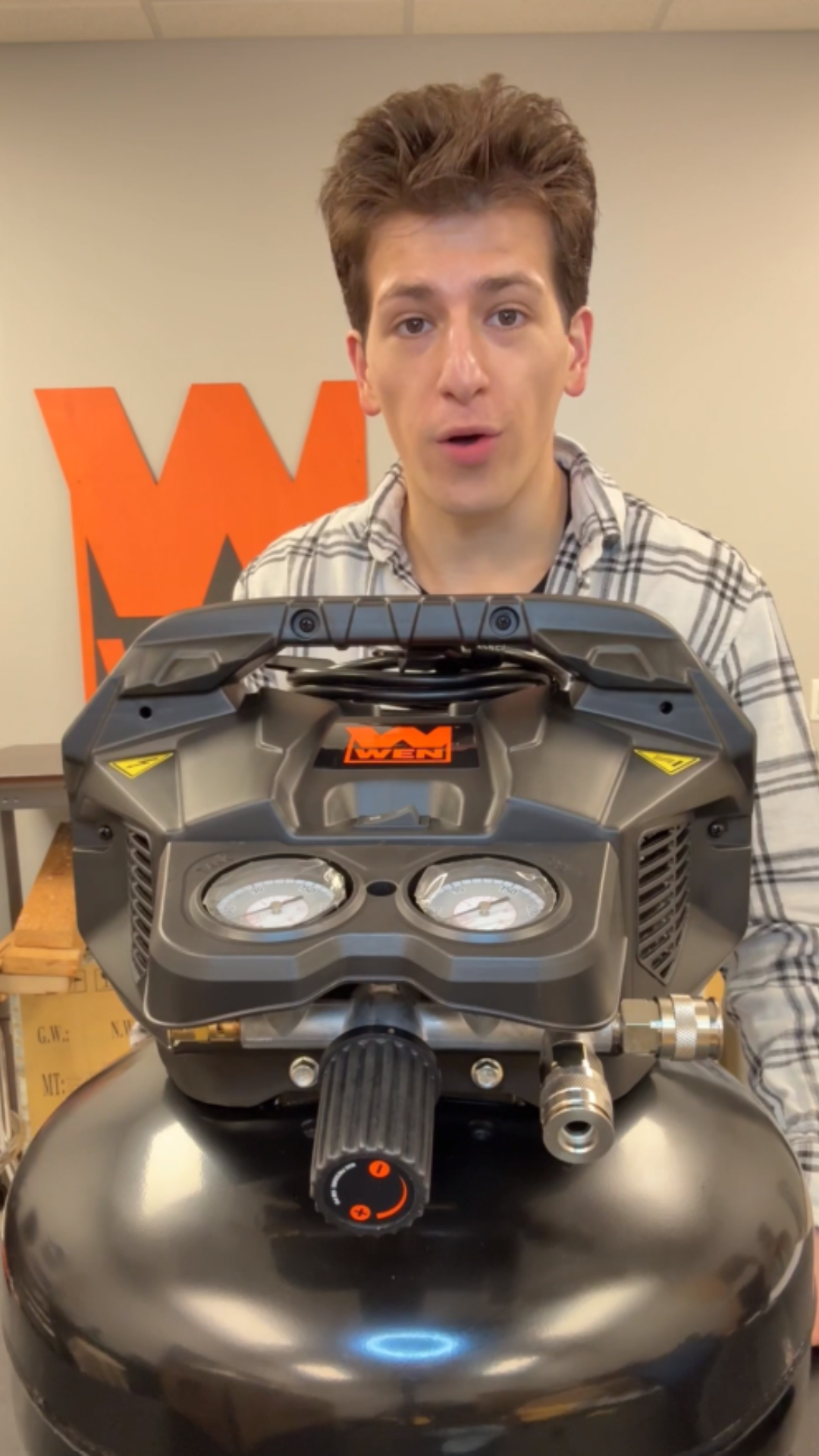 Amazon.com: WEN Air Compressor, 6-Gallon, Oil-Free, Pancake Style