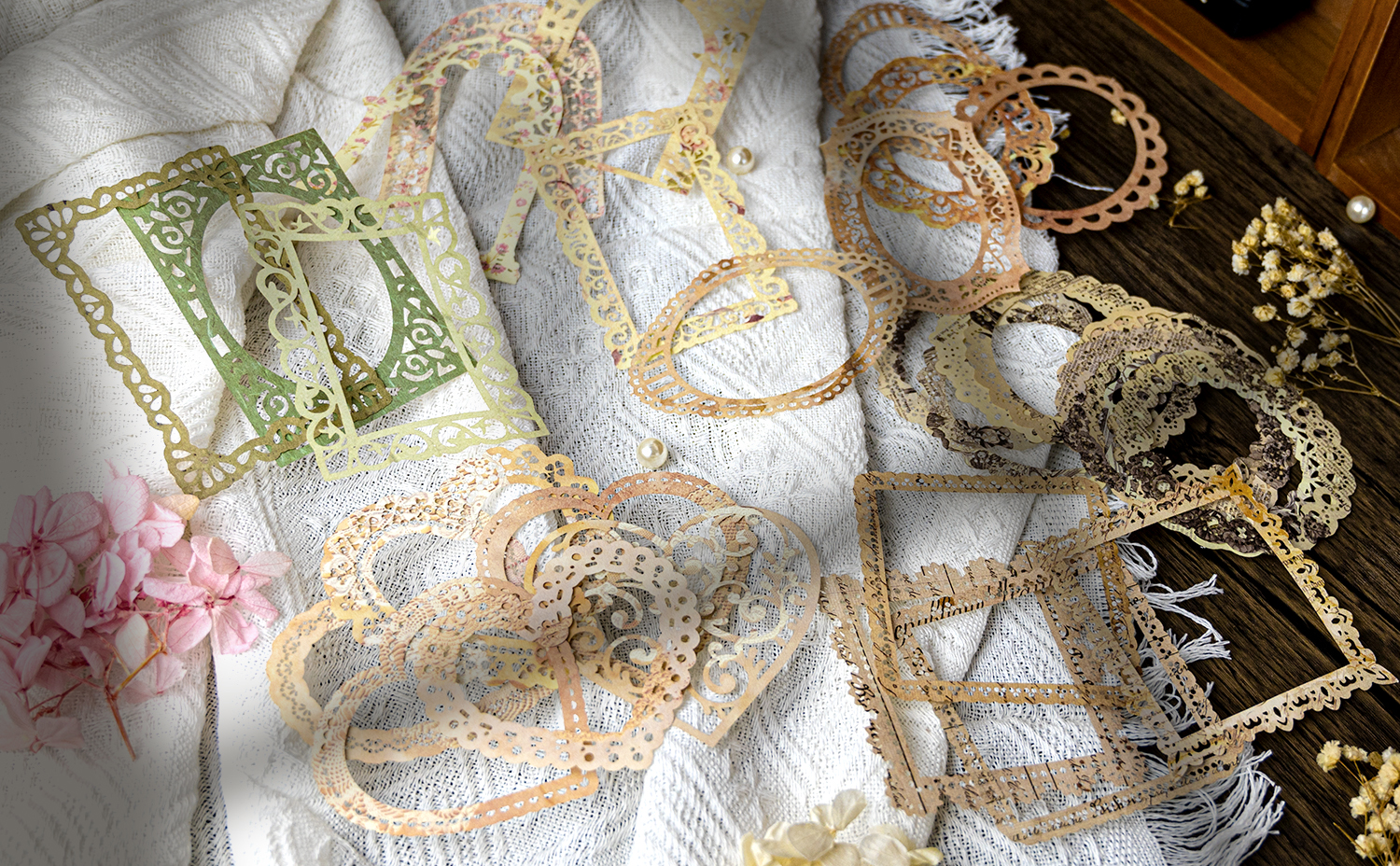 6 Packs Paper Lace Cutouts Vintage Lace Paper Frame Decorative Paper Die-cut Paper Border With Pattern Printed Paper Lace Doily For Scrapbooking Journaling Card Making Crafts (Dream