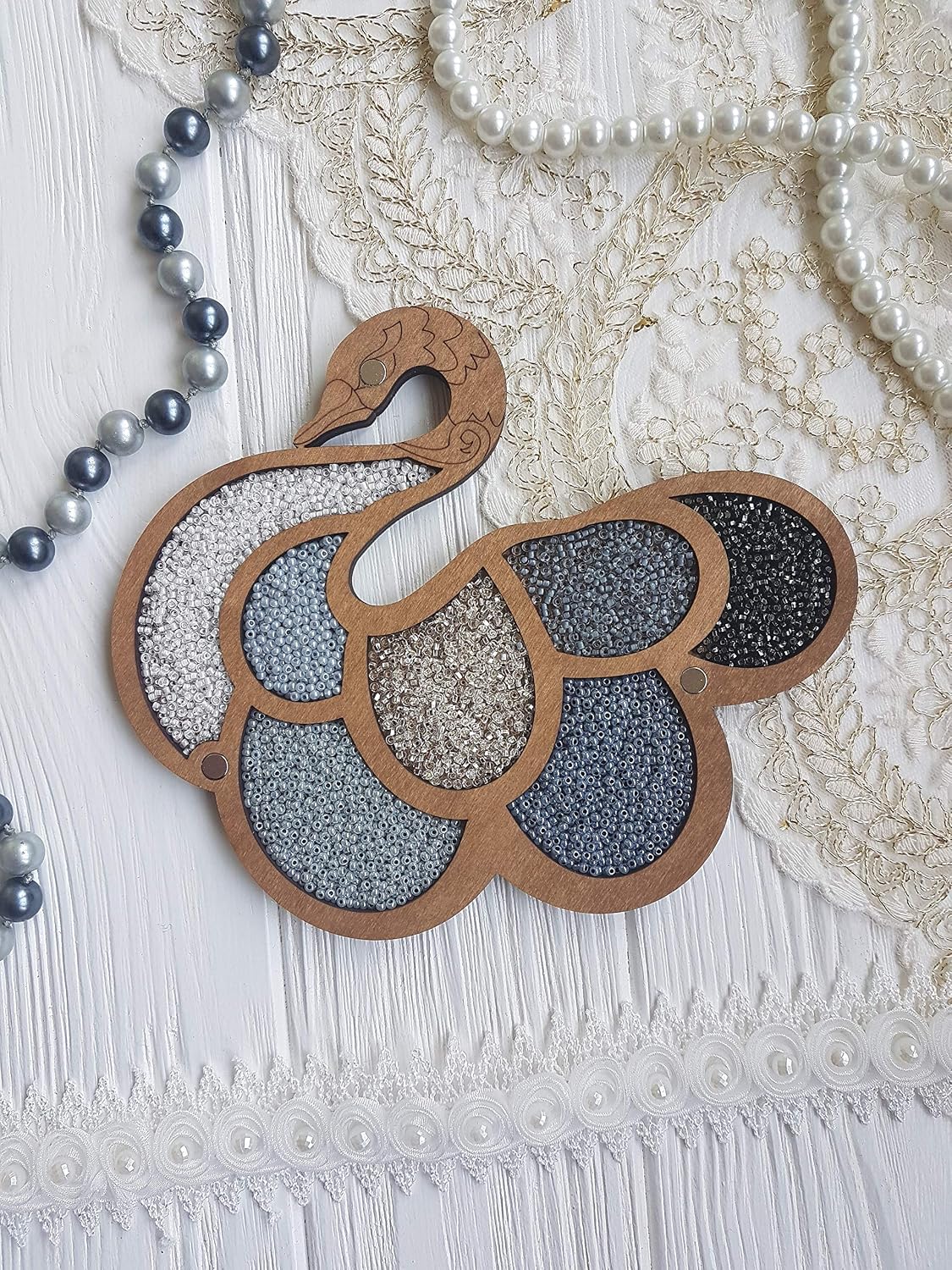 Bead Organizer (Swan) image 2