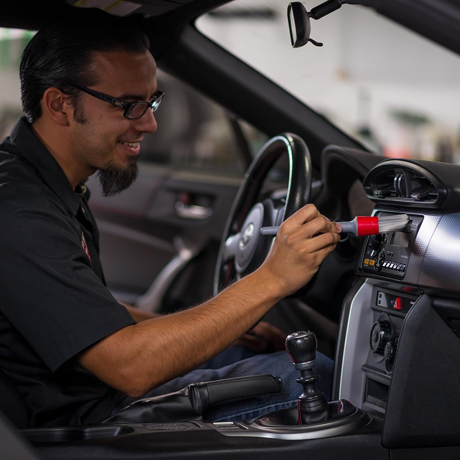 Chemical Guys ACC600 All In The Details Interior Detailing Brush Set (Great for Cars, Trucks, SUVs, RVs, & More) 9 Chemical Guys ACC600 All In The Details Interior Detailing Brush Set (Great for Cars, Trucks, SUVs, RVs, & More)