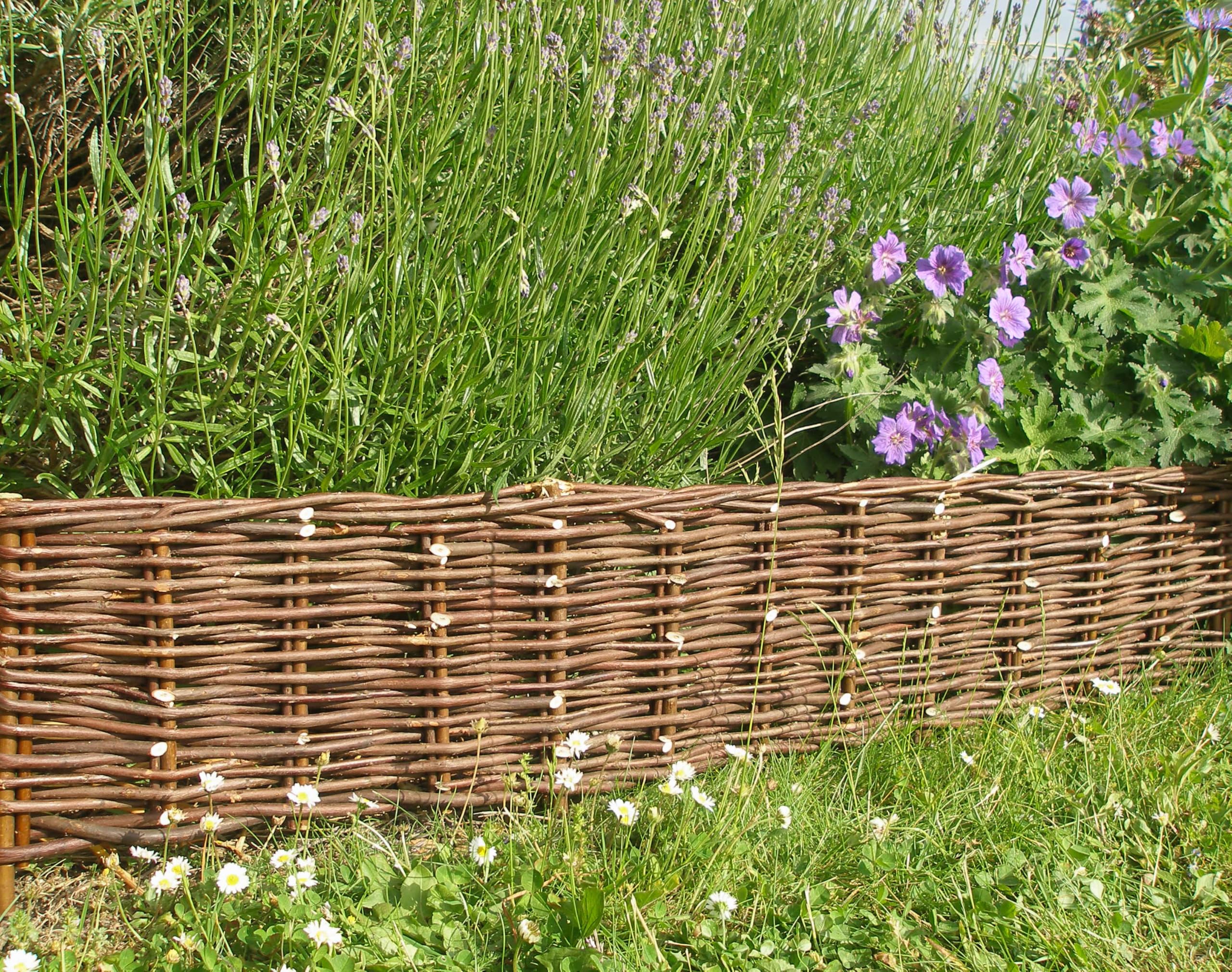 Primrose Pack of 20 Woven Willow Hurdle Edging for Lawn Border Edge 20m