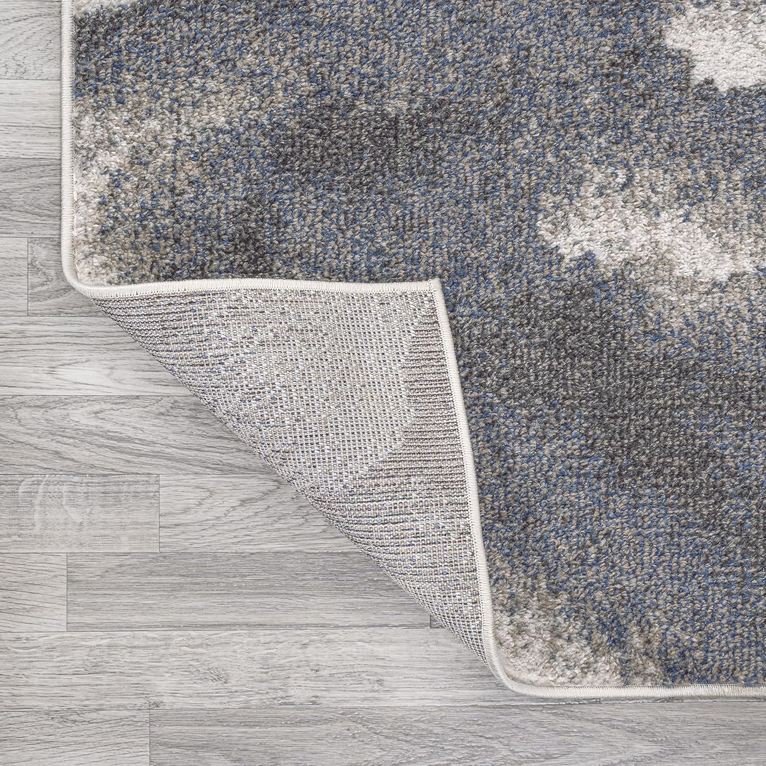 JONATHAN Y Petalo Abstract Two-Tone Runner Rug 2x8, Gray/Cream, Contemporary, Modern, Easy-Cleaning for Living Room, Bedroom, Kitchen, Pet Friendly, Non-Shedding (CTP200C-28)