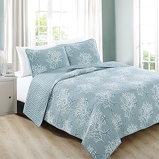 Great Bay Home 3-Piece Coastal Beach Theme Quilt Set with Shams. Soft All-Season Luxury Microfiber Reversible Bedspread and Coverlet. Fenwick Collection (Twin, Ether Blue)