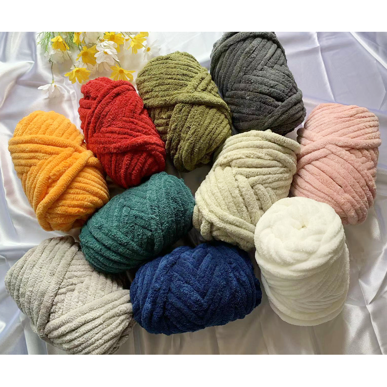 美品☆ルシアンペラフィネ☆クッション☆グリーン☆ラインストーン☆ Amazon.com: Olive Green Chunky Yarn for Hand Knitting Blanket 4.4