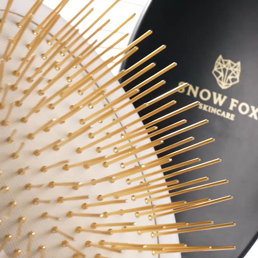 Amazon.com : Snow Fox Skincare Gua Sha Hair Brush - White Edition