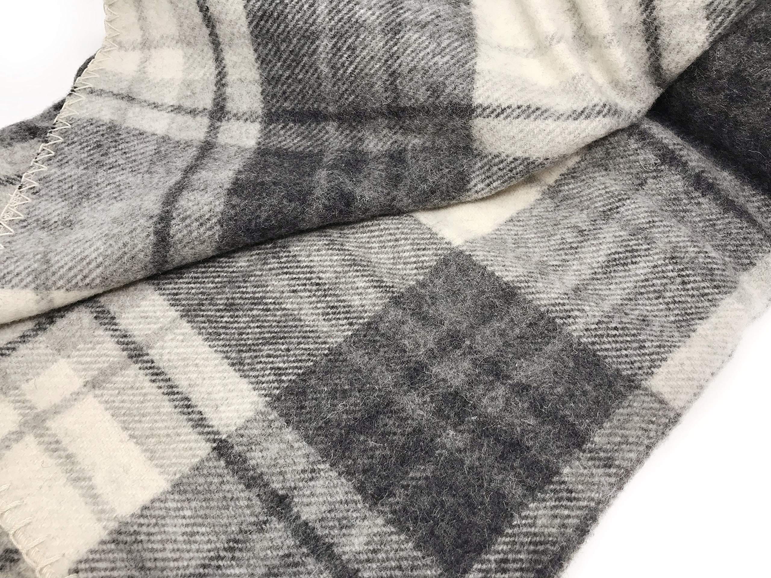 Fluer Ares Luxury Wool Bed Blanket 90 by 90 Inch Queen Size