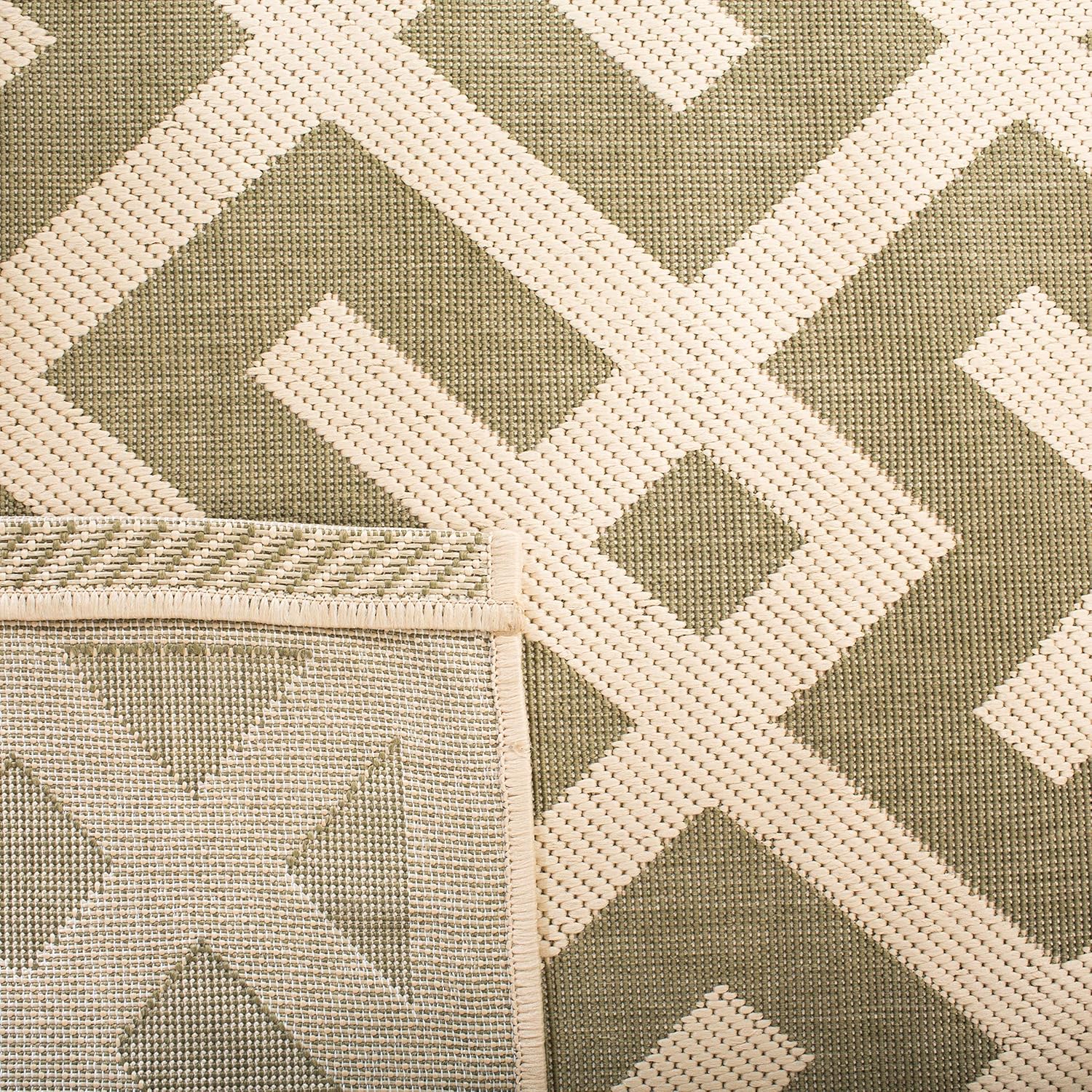 SAFAVIEH Courtyard Collection 2'3" x 6'7" Green / Bone CY6915 Indoor/ Outdoor-Waterproof Easy-Cleaning Patio Backyard Mudroom Runner-Rug