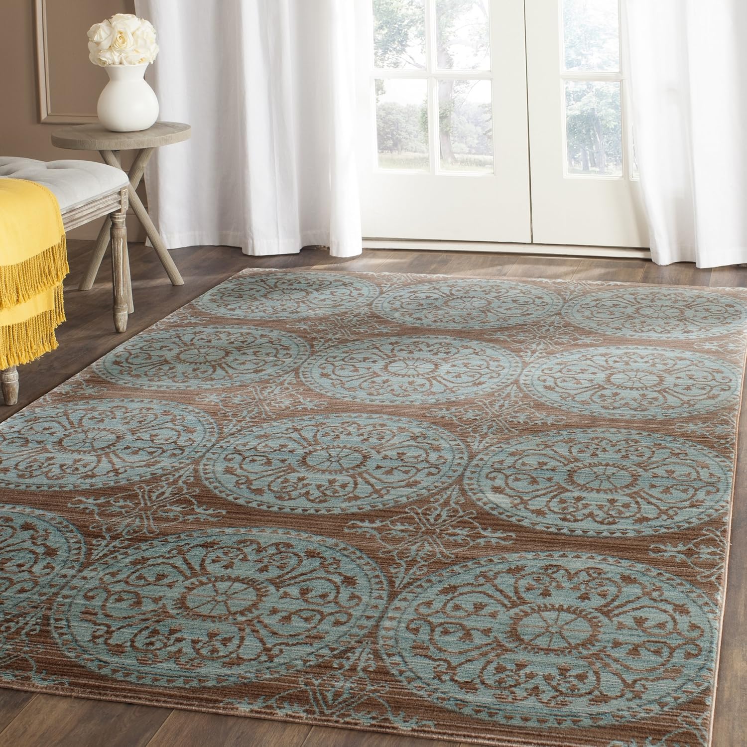 SAFAVIEH Valencia Collection Runner Rug - 2'3" x 8', Brown & Alpine, Boho Chic Distressed Design, Non-Shedding & Easy Care, Ideal for High Traffic Areas in Living Room, Bedroom (VAL214H)