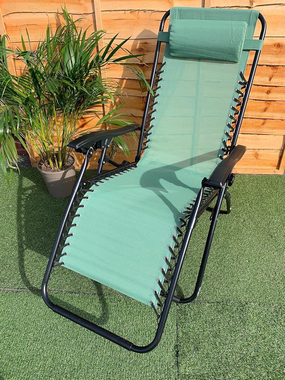 Shop4allsorts Mint Green Zero Gravity Sun Lounger Garden Chair