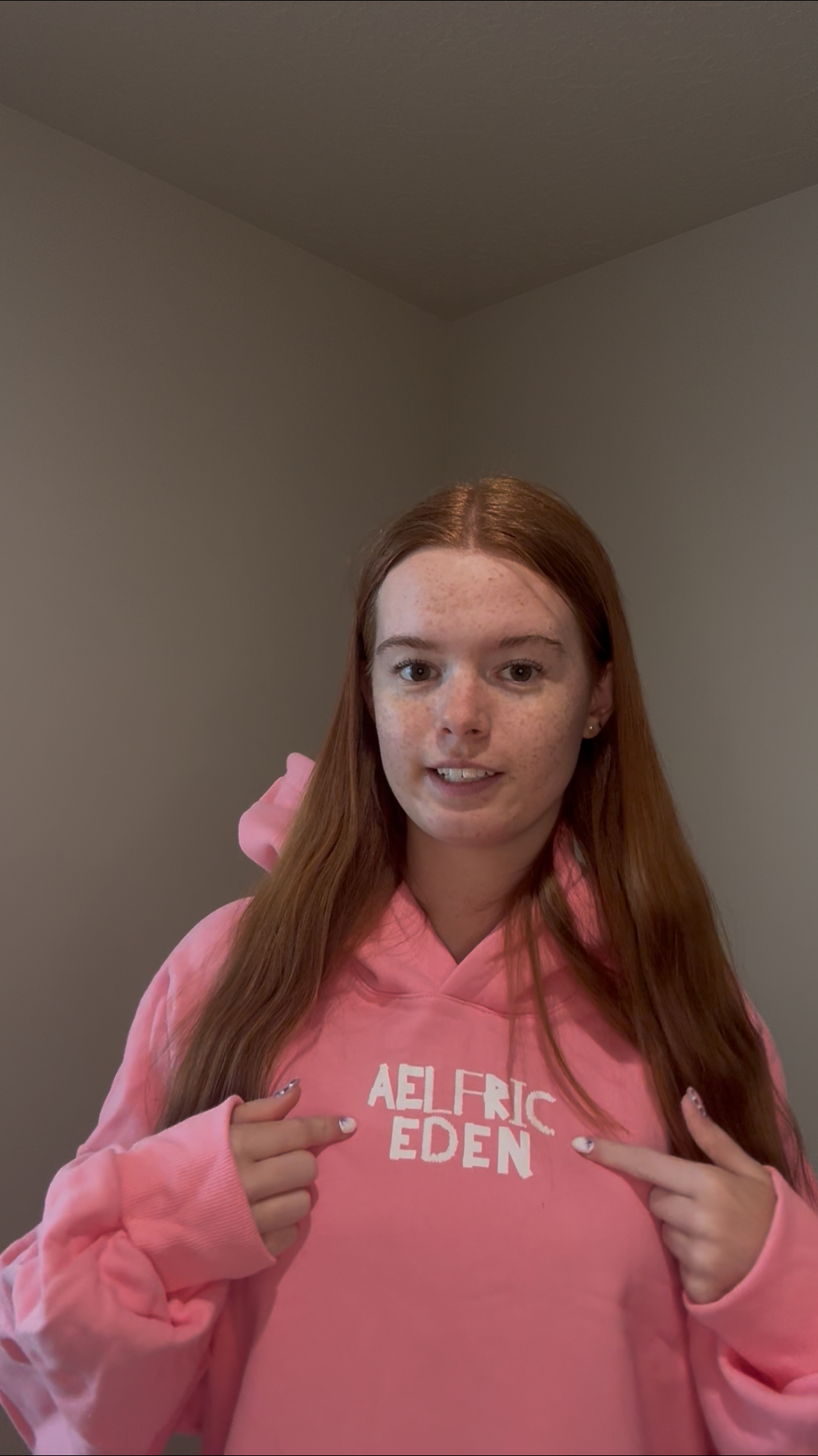 Watch AelfrIc Eden Pink Oversized Basic Hoodie on Amazon Live