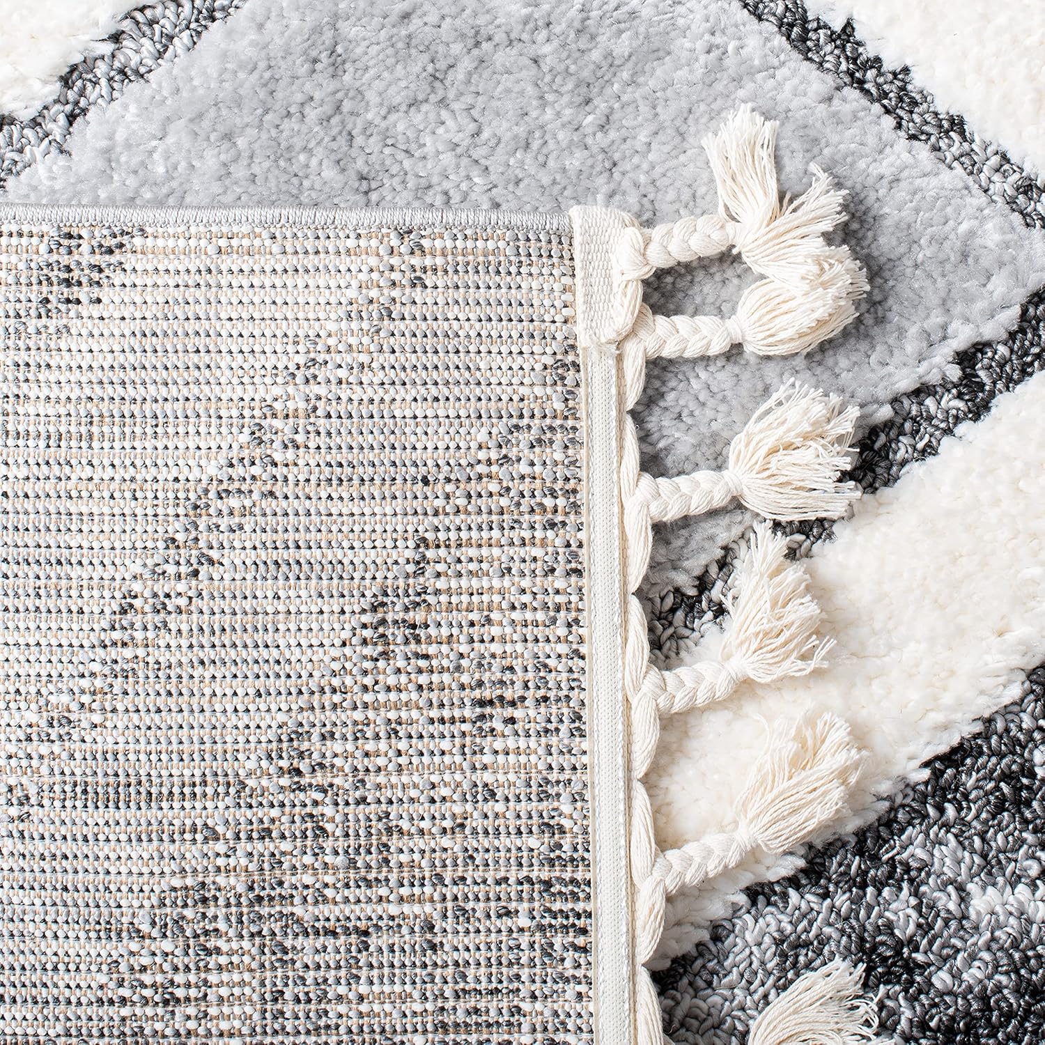 SAFAVIEH Area Rug 8x10 - Moroccan Tassel Shag Collection - Large - Grey & Ivory, Boho Design, Non-Shedding & Easy Cleaning, Plush Pile, Ideal for Living Room, Bedroom, Dining Space (MTS676F)
