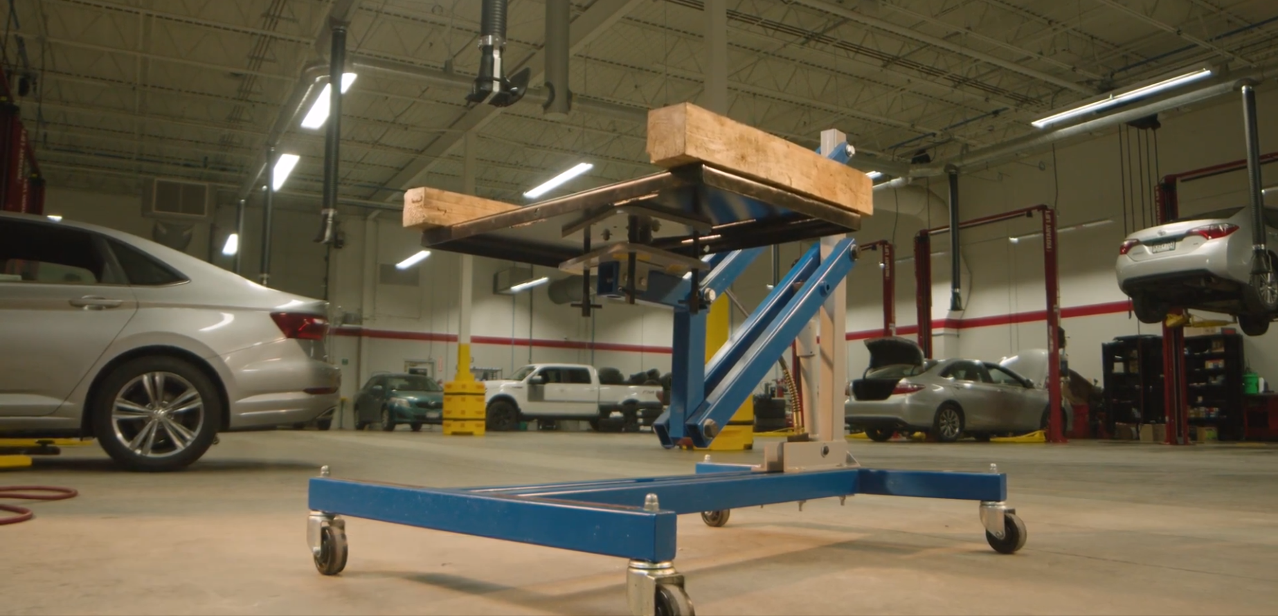 Amazon.com: OTC 5285 1,650 lb. Capacity Air/Hydraulic Power Train
