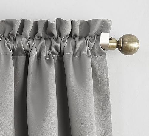 Miniatura 2 de Sun Zero Easton - Cortina opaca con ojales para cortinero que ayuda con el ahorro energético