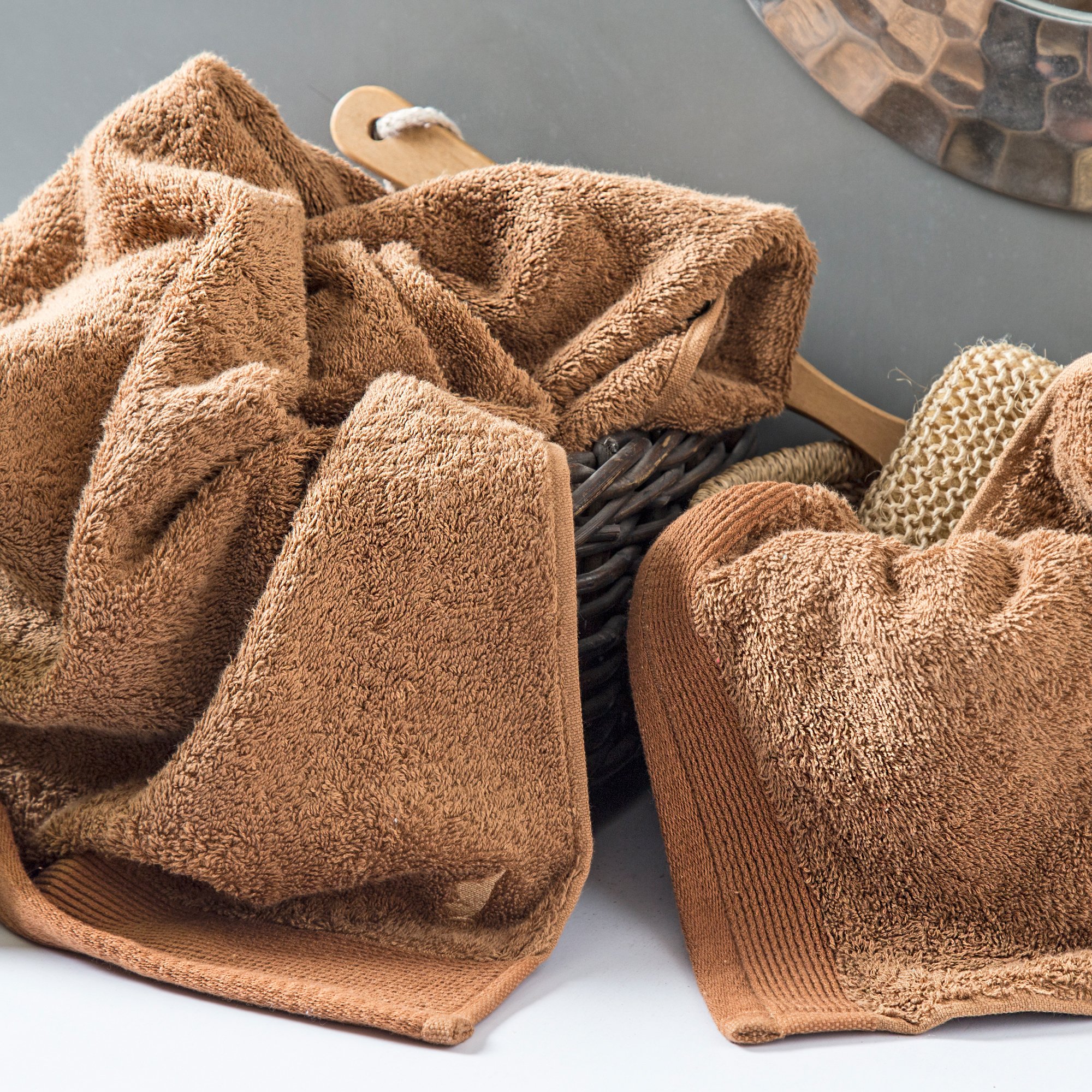 Maspar Florina Embedded Aero Striped 550 GSM Cotton Face Towel - Brown