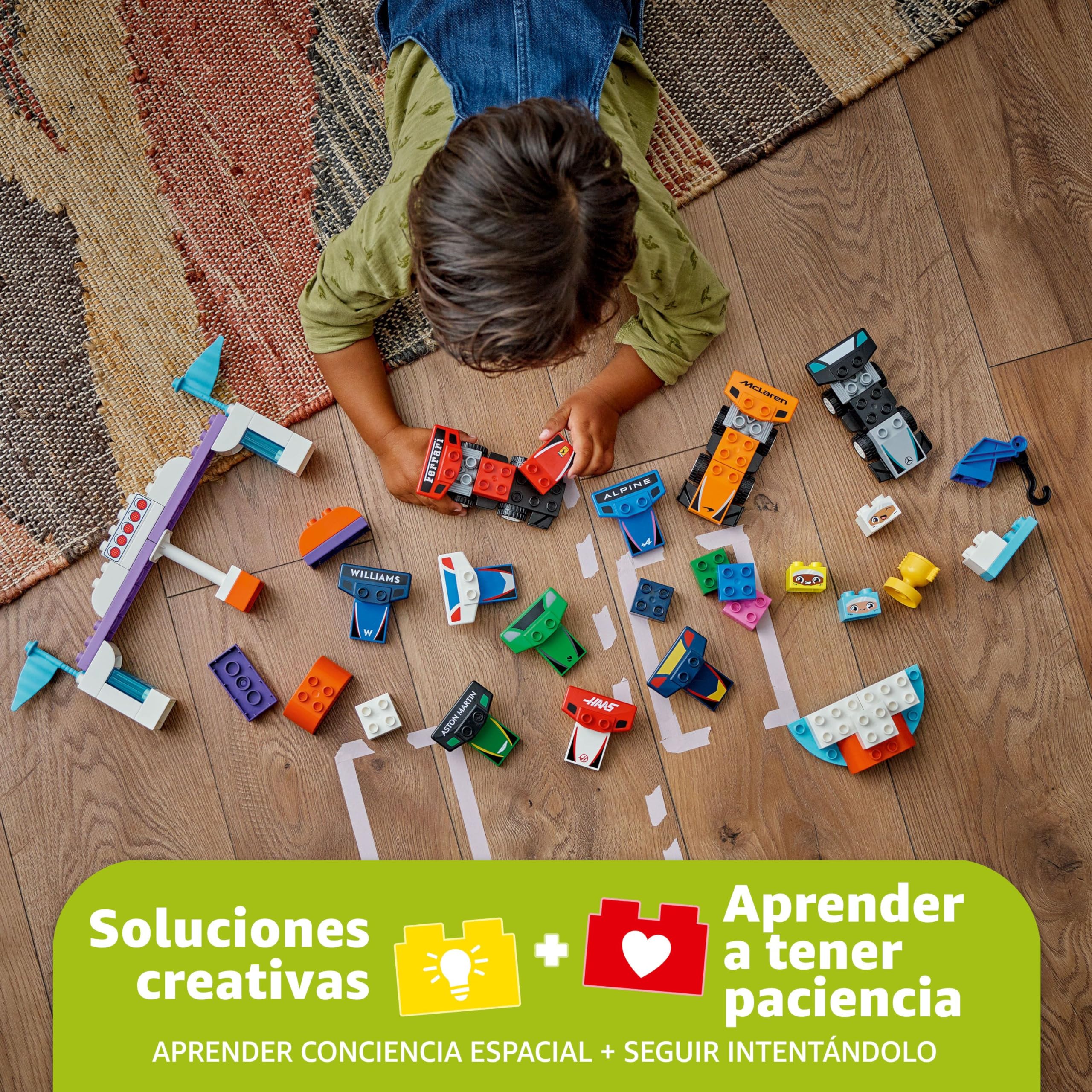 LEGO Duplo Mi Ciudad Coches de Carreras y Pilotos del Equipo de F1 - Juguete para Motricidad Fina para Niños y Niñas de 2+ Años - 10 Coches de Juguete con Semáforo y Trofeo - Idea de Regalo 10445