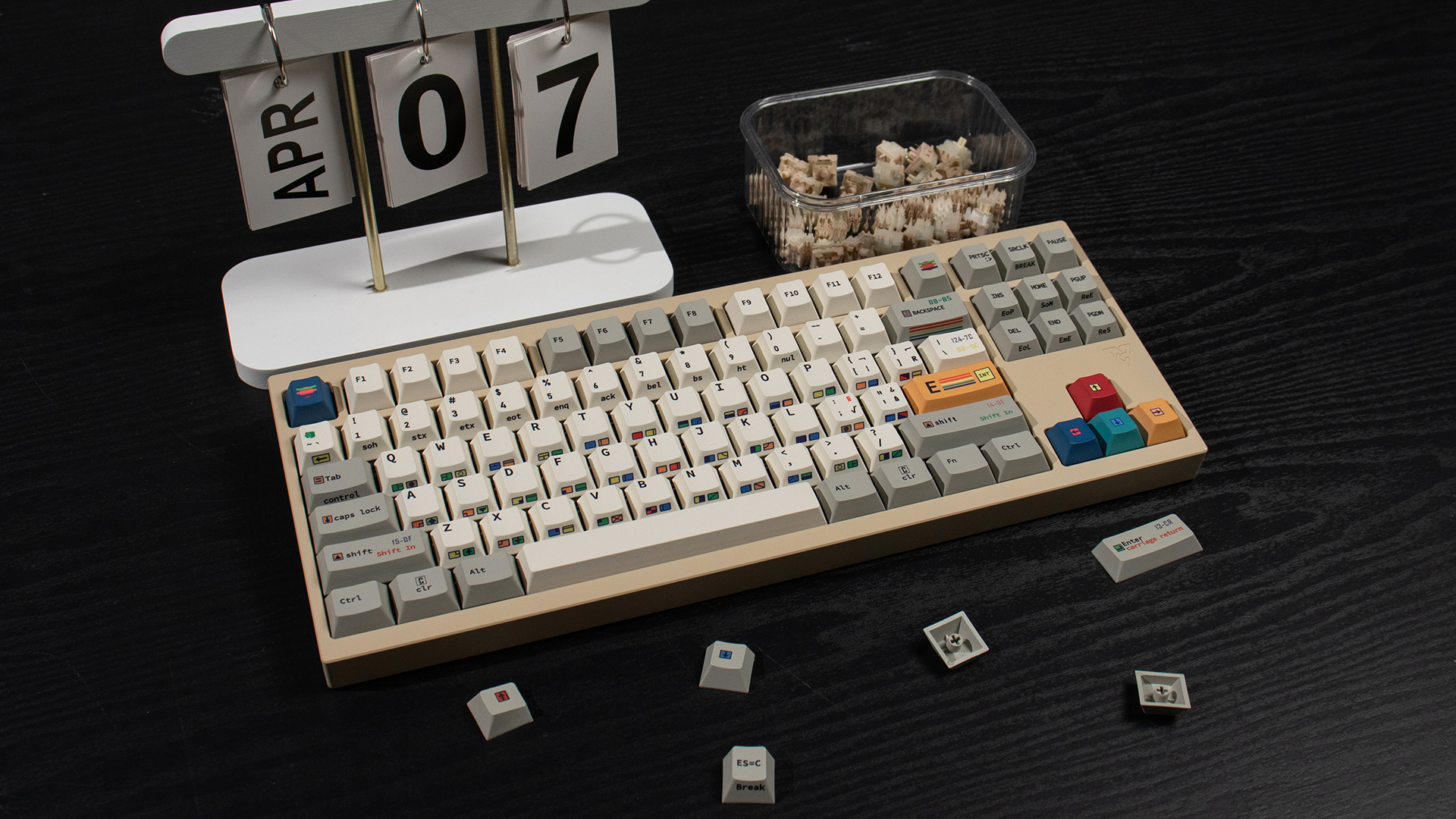 Amazon.com: mintcaps 147 Keys Beige Gray Keycaps Retro Cherry