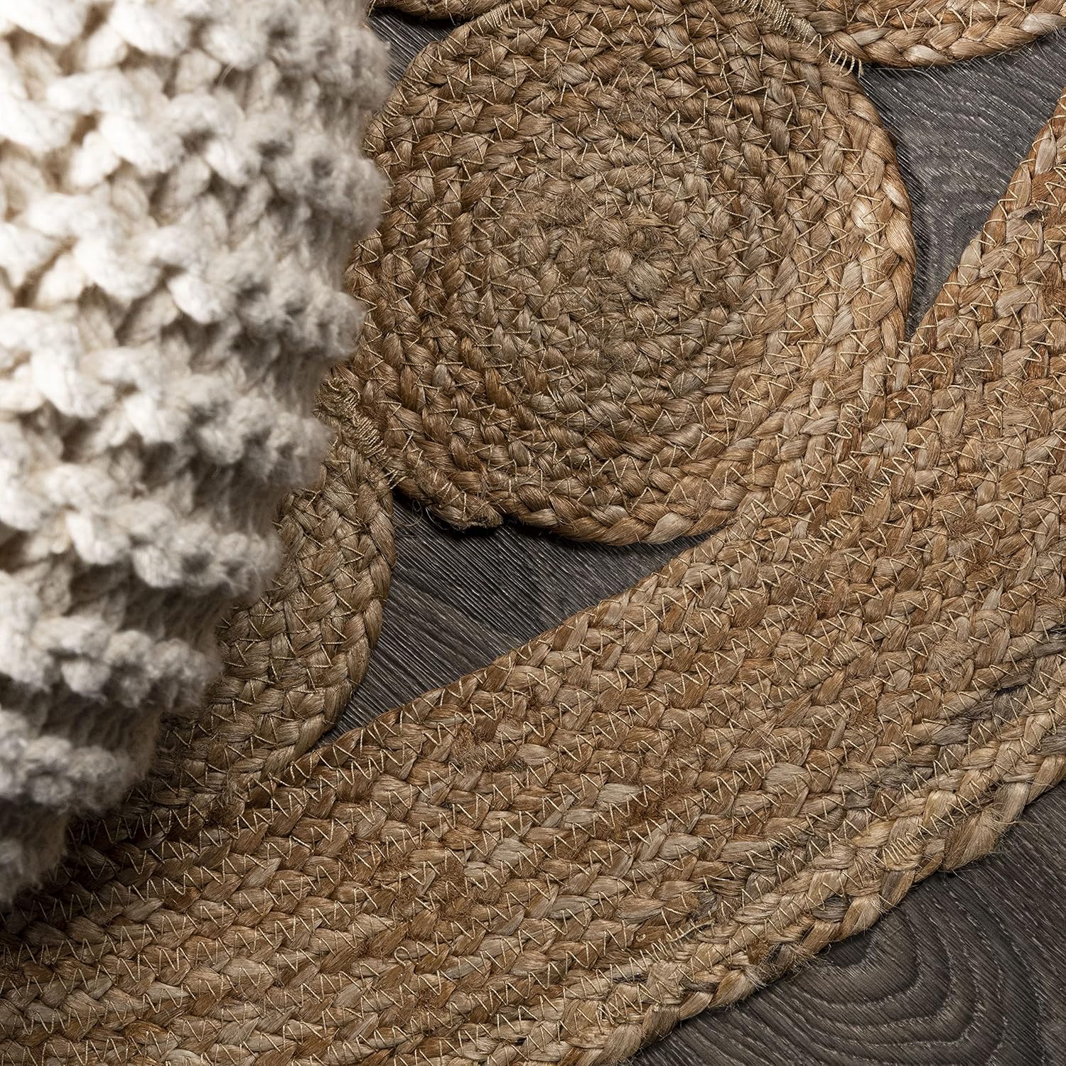 JONATHAN Y Cassia Jute Boho Circle Natural 5' Round Indoor Area Rug, Natural-Fibers, Geometric, Easy-Cleaning for Living Room, Bedroom, Kitchen, Pet Friendly, Non-Shedding (RNF100A-5R)