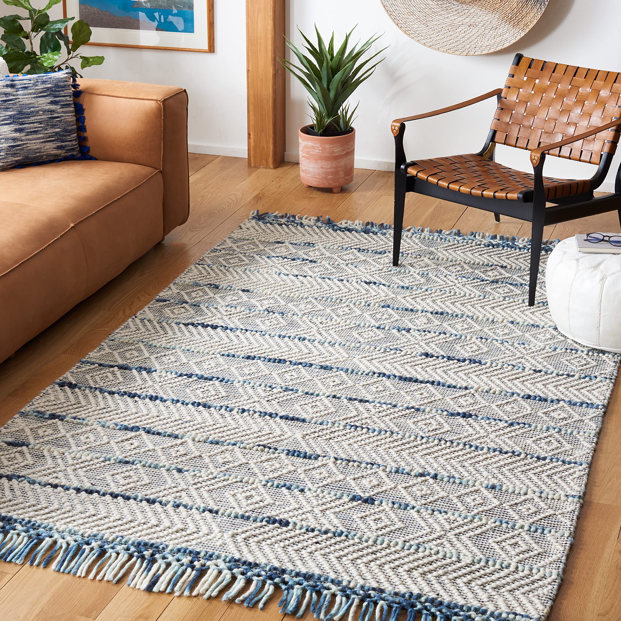 SAFAVIEH Natura Collection Runner Rug - 2'3 x 12', Ivory, Handmade Moroccan Boho Tribal Wool & Cotton, Ideal for High Traffic Areas in Living Room, Bedroom (NAT102C