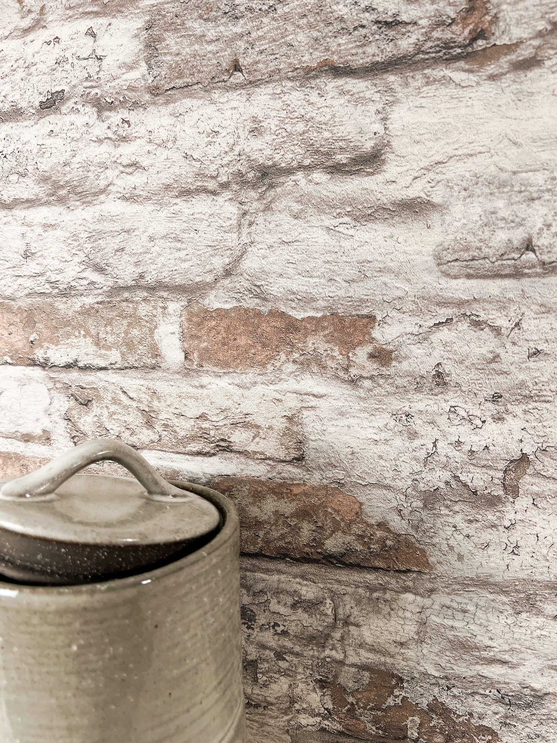 Papier peint intissé gris Newroom pour rénover un mur sans travaux