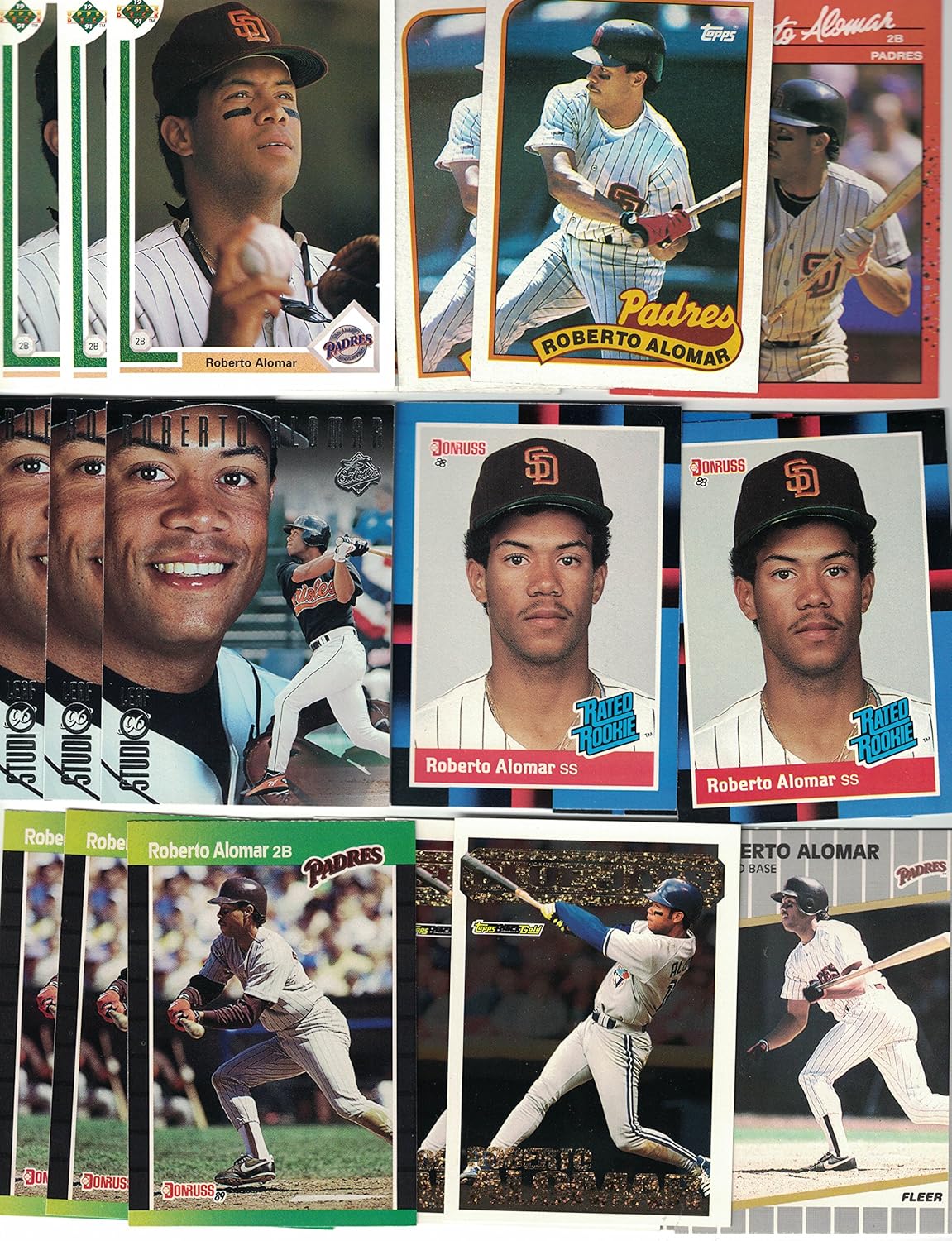 Roberto Alomar / 400 Assorted Baseball Cards featuring Roberto Alomar