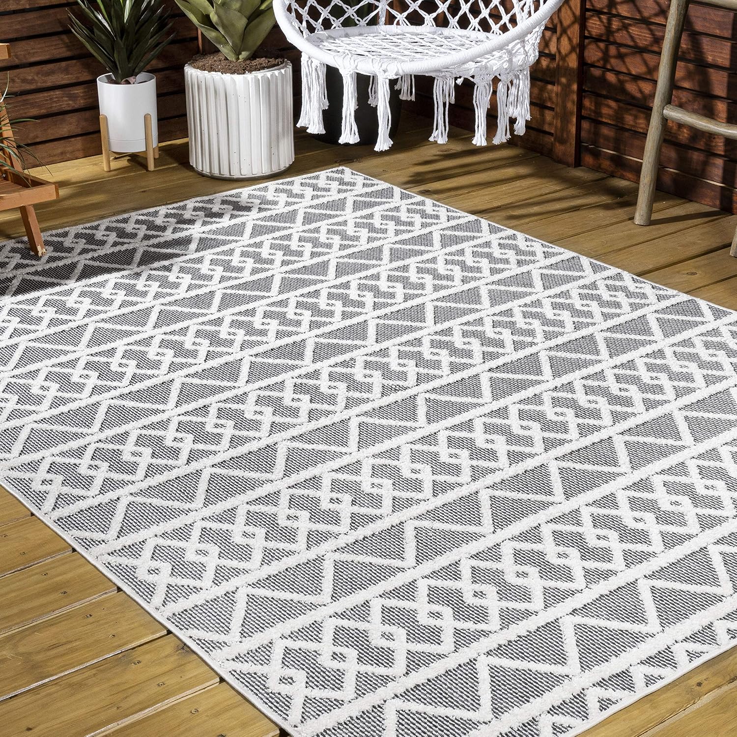 Eyely HBS104A-4 South Beach Aylan High-Low Pile Knotted Trellis Geometric Indoor/Outdoor Area Rug Bohemian;Casual, Bedroom, Backyard, Patio, Easy-Cleaning, Non-Shedding, 4 X 6, Black/Ivory