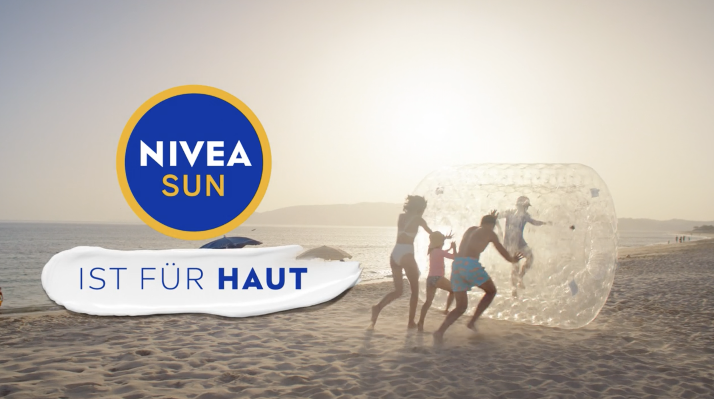 NIVEA SUN KIDS Protect & Play Sonnenmilch LSF 50+ – 200ml, Wasserdicht, Für Empfindliche Kinderhaut