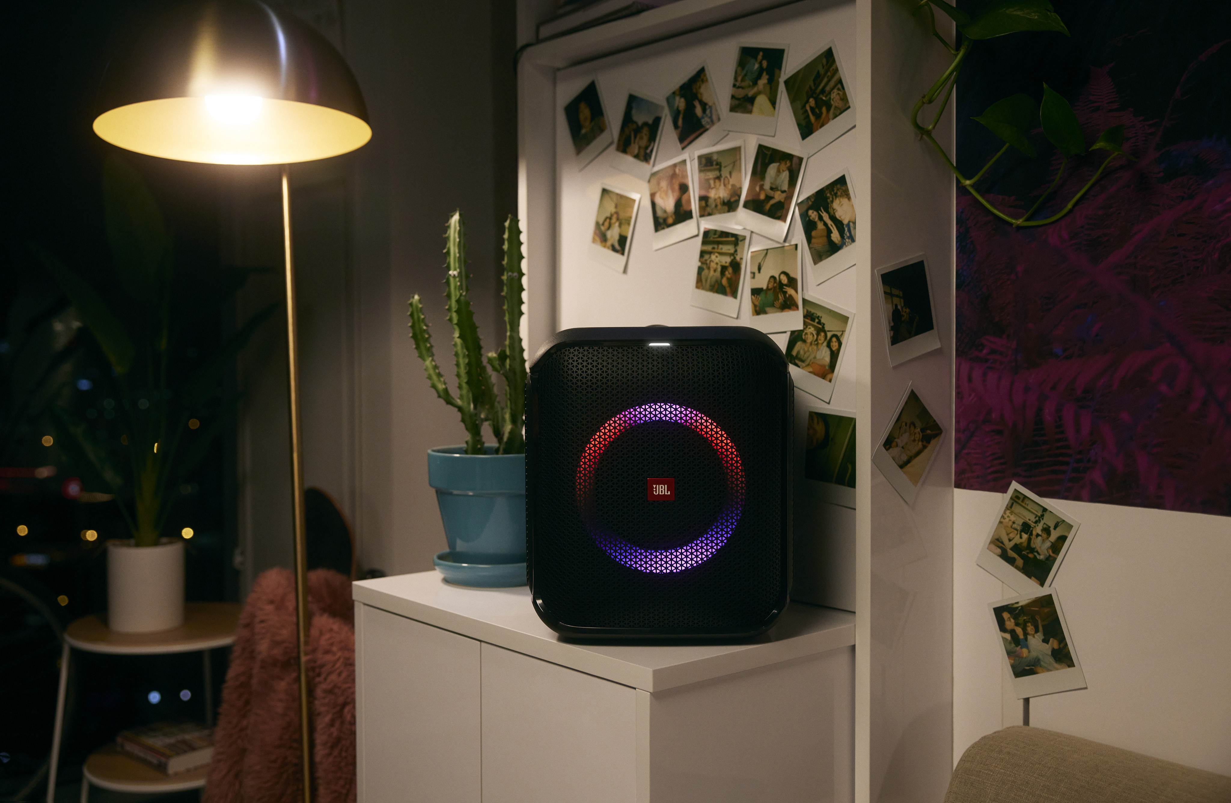 Amazon.com: JBL Partybox Encore Essential: 100W Sound, Built-in