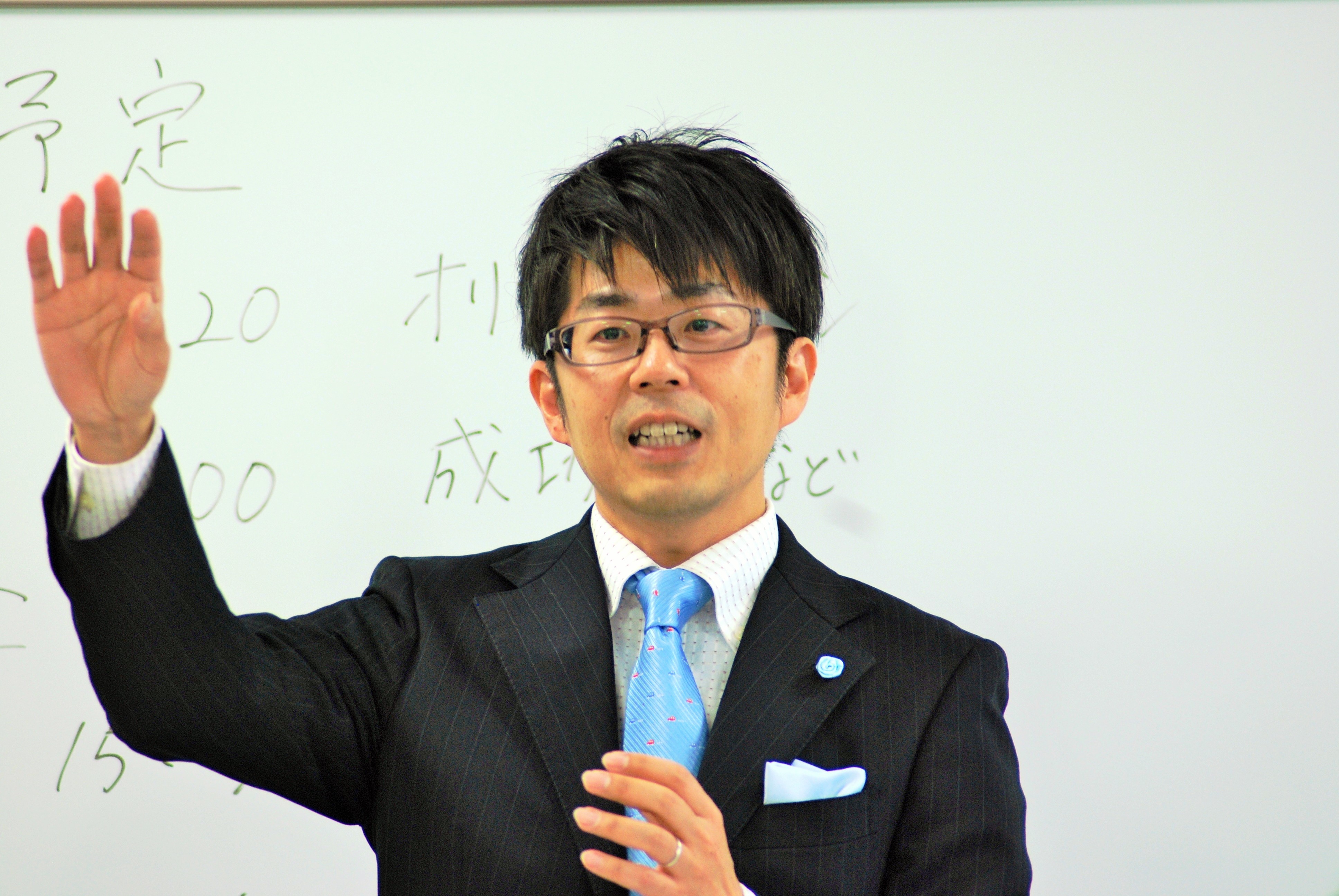 Amazon.co.jp: 多田 健次: 本、バイオグラフィー、最新アップデート