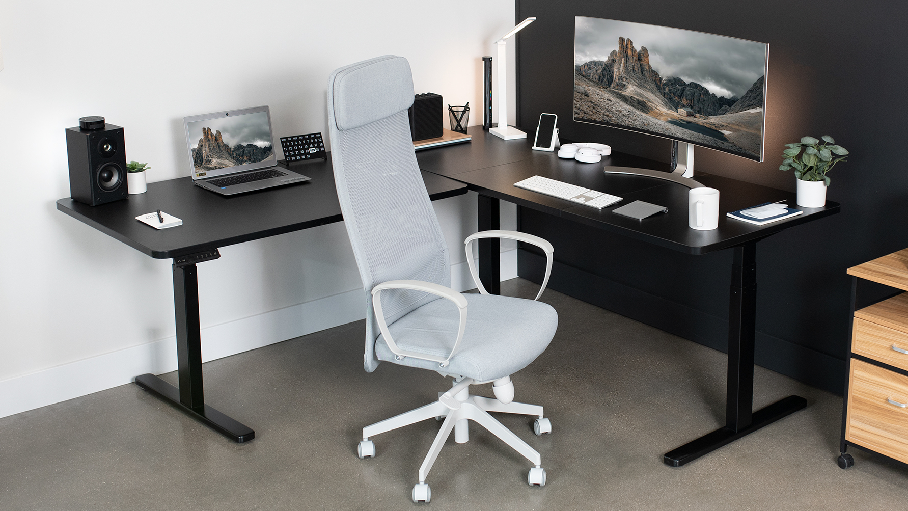 Amazon.com: VIVO Electric Height Adjustable 77 x 71 inch Corner