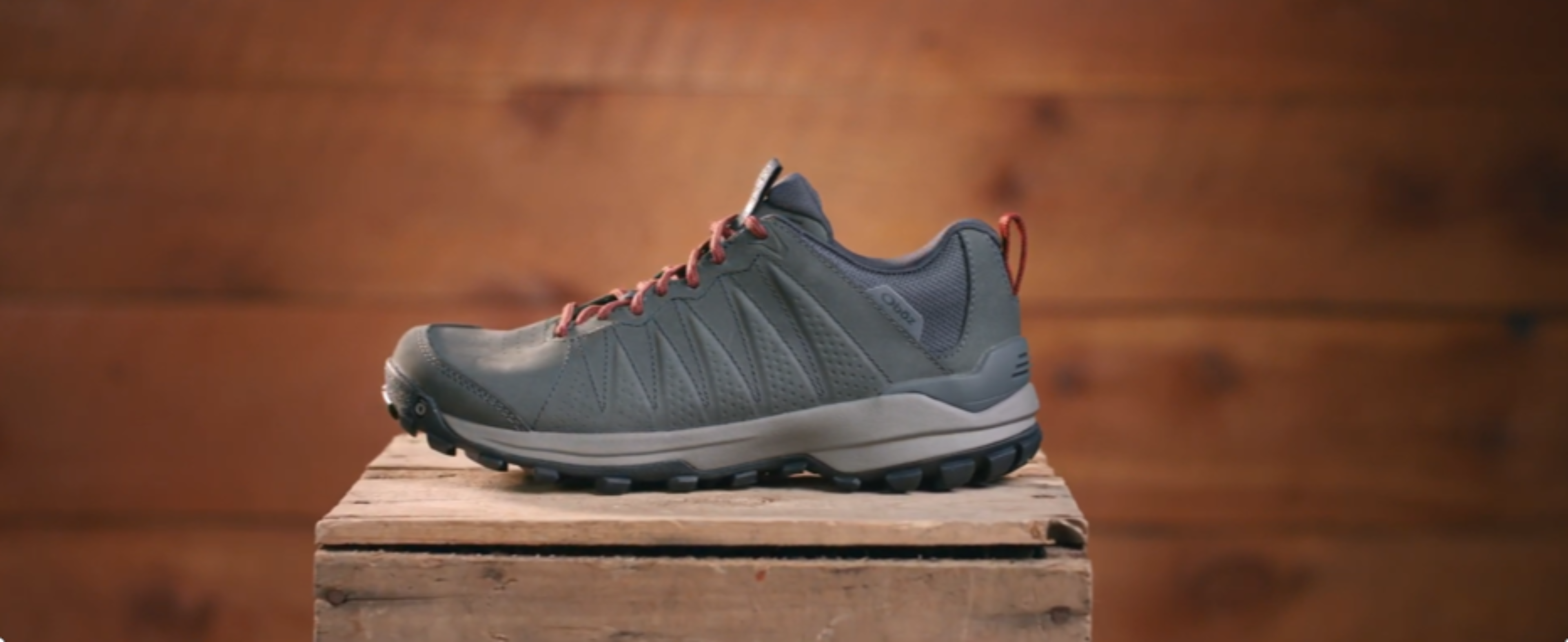 Amazon.com | Oboz Women's Sypes Low Leather B-DRY Hiking Shoe