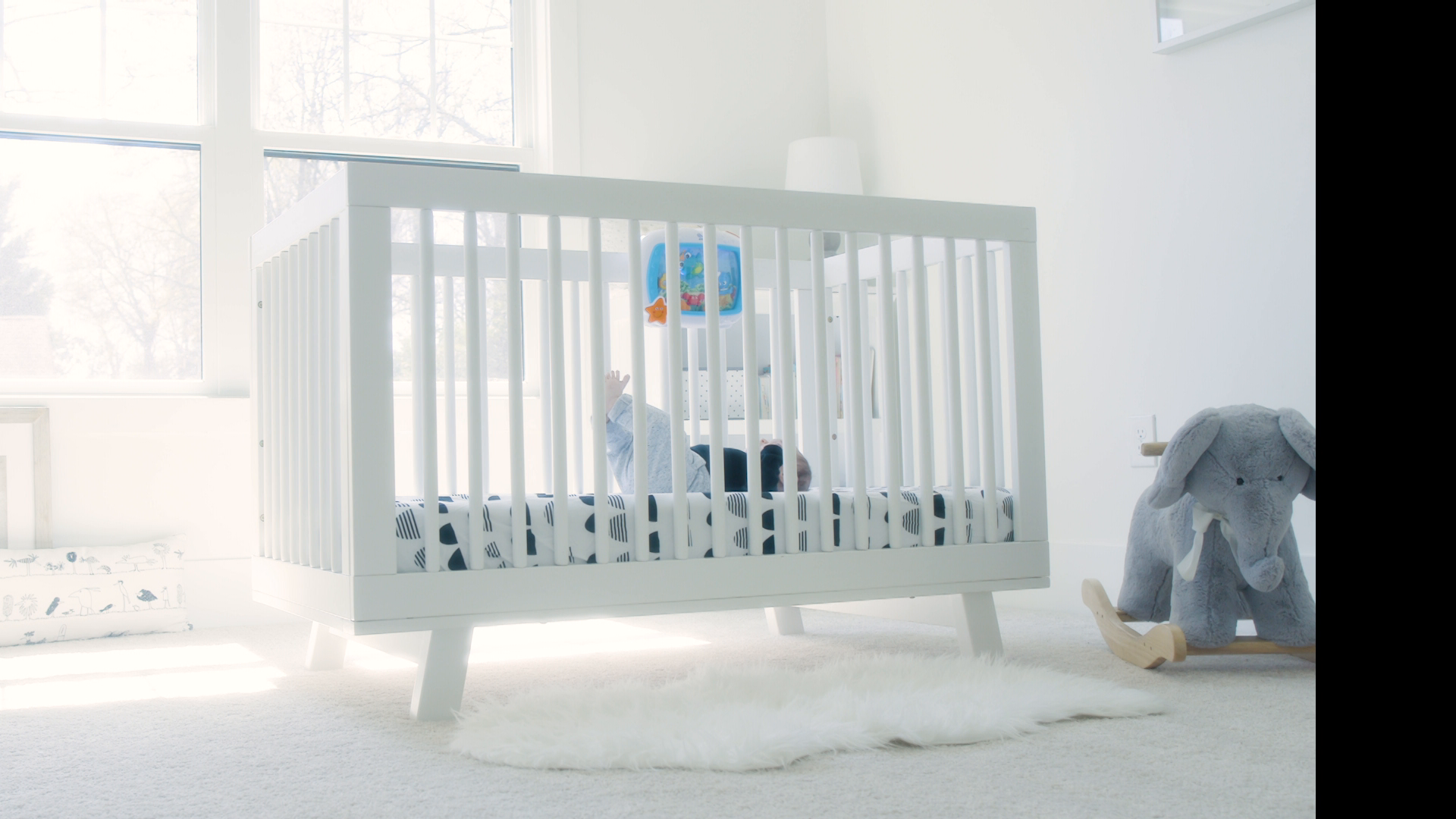 little einsteins crib aquarium