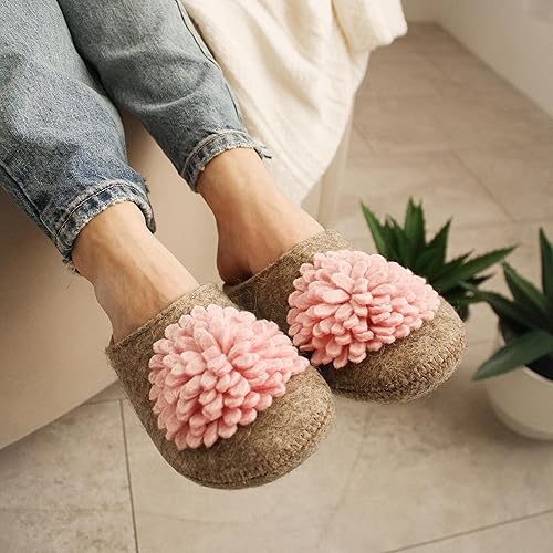 Miniatura 4 de Handmade Women's 100% wool slippers with pink flower and arch support insole