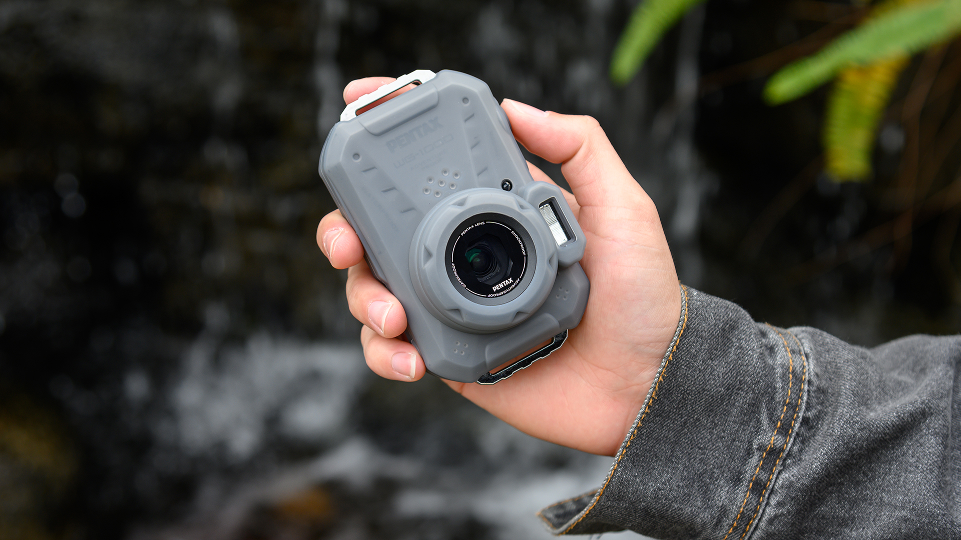 Amazon.com : JJC Silicone Jacket for Pentax WG-1000 WG1000, Anti