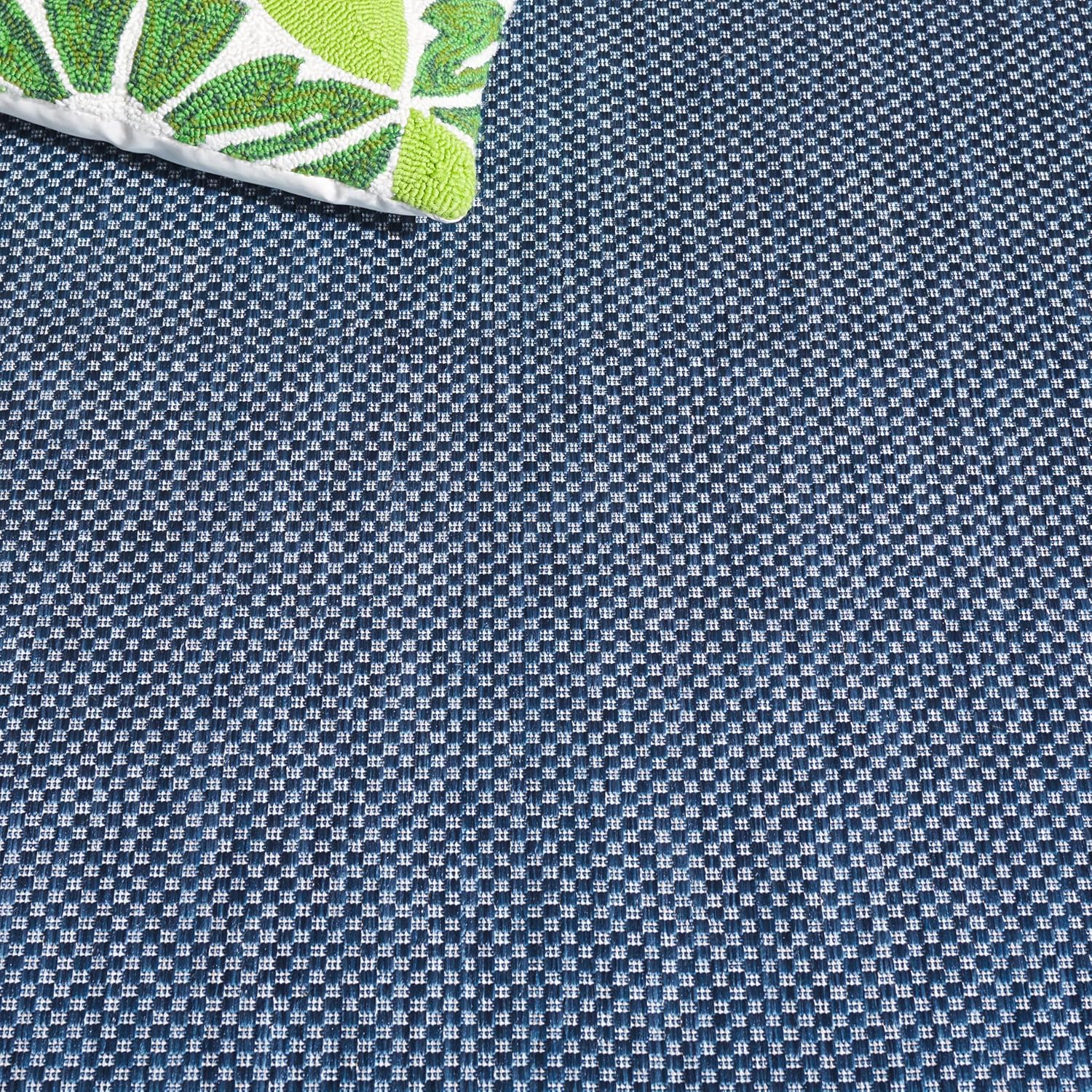 SAFAVIEH Washable Rug Outdoor Beach House Collection - 8' x 10', Blue & Ivory, Non-Shedding & Easy to Clean, Ideal for Patio, Backyard, Mudroom (BHS286M)