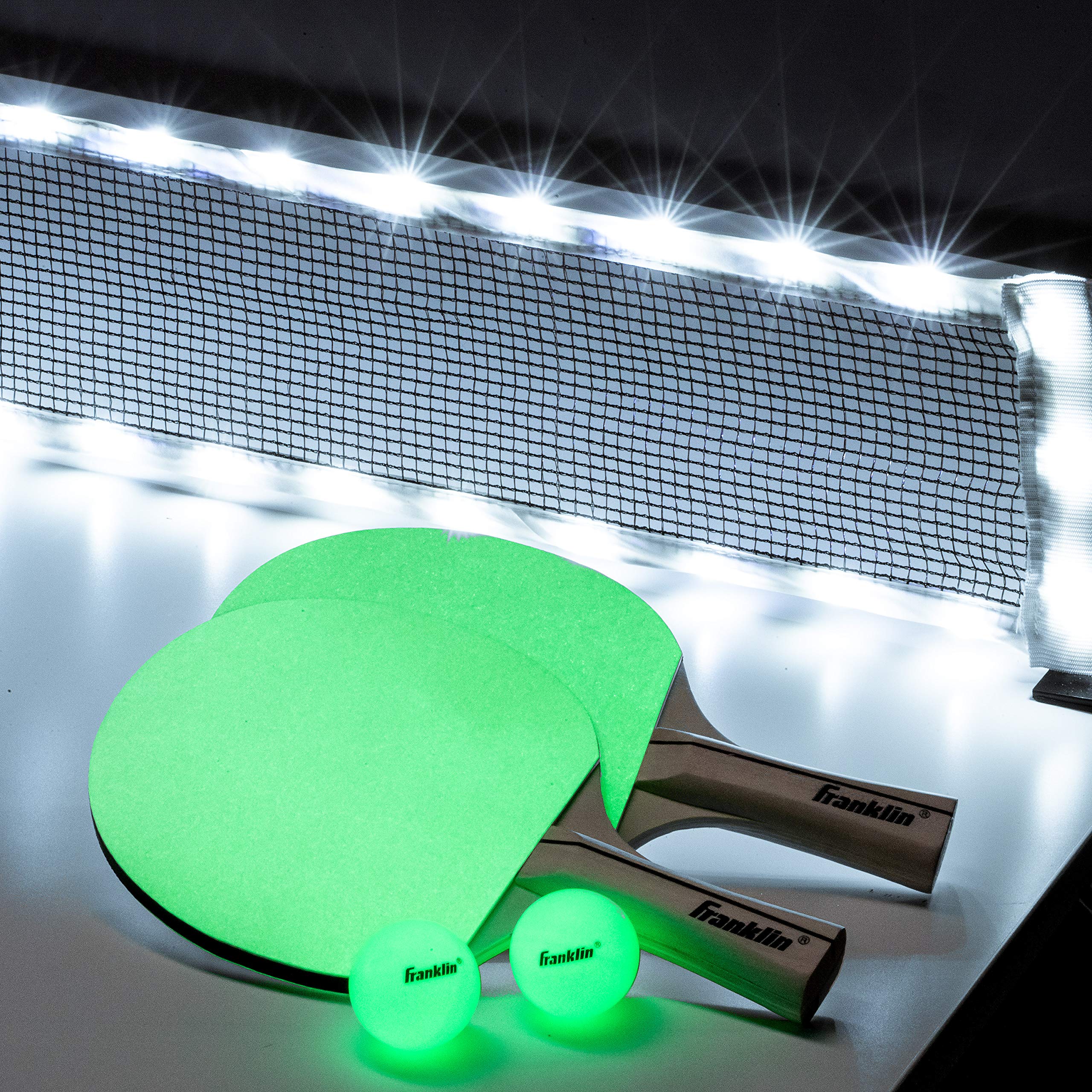 Franklin Sports Red de tenis de mesa LED y palas y pelotas brillantes, portátil y fácil de instalar, que se adapta a la mayoría de mesas de ping pong, ideal para diversión familiar o juego profesional