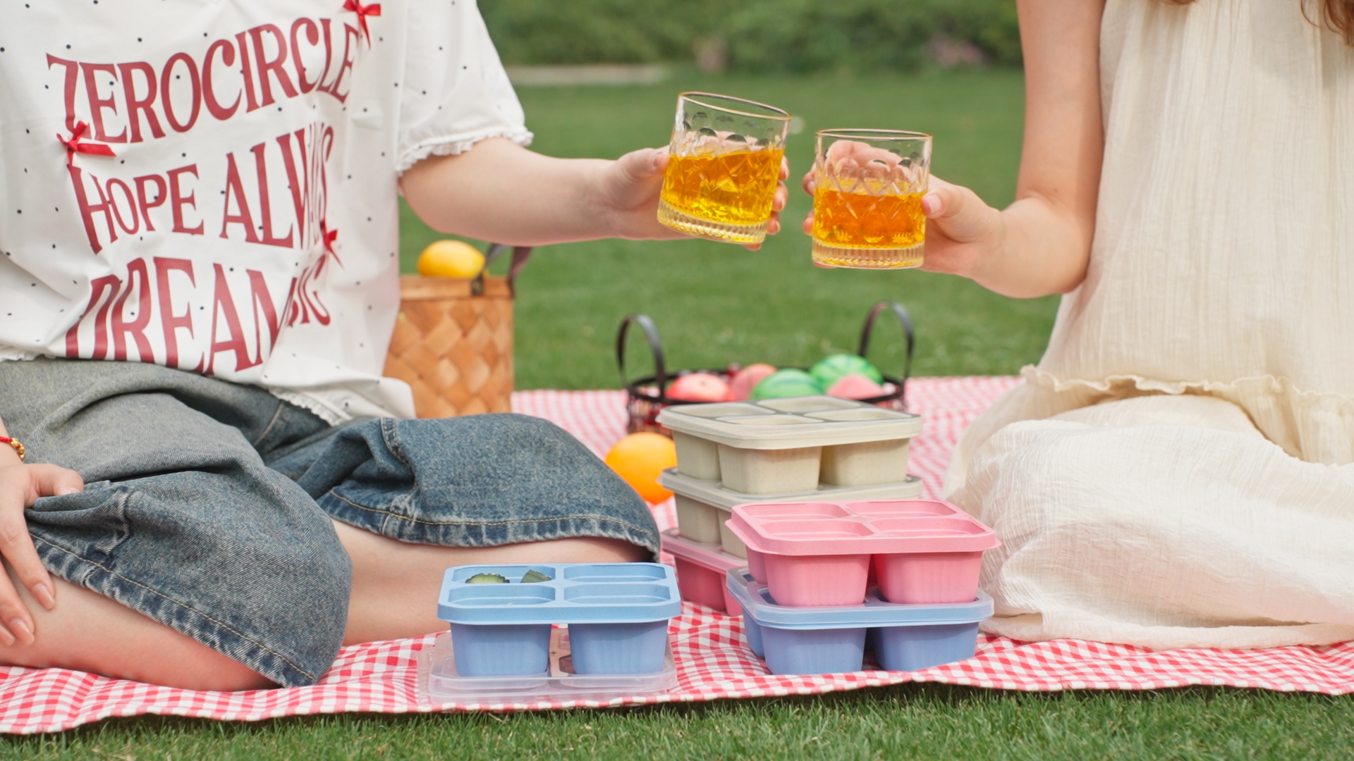 Amazon.com: Ziliny 12 Pcs 4 Divided Compartments Snack Containers