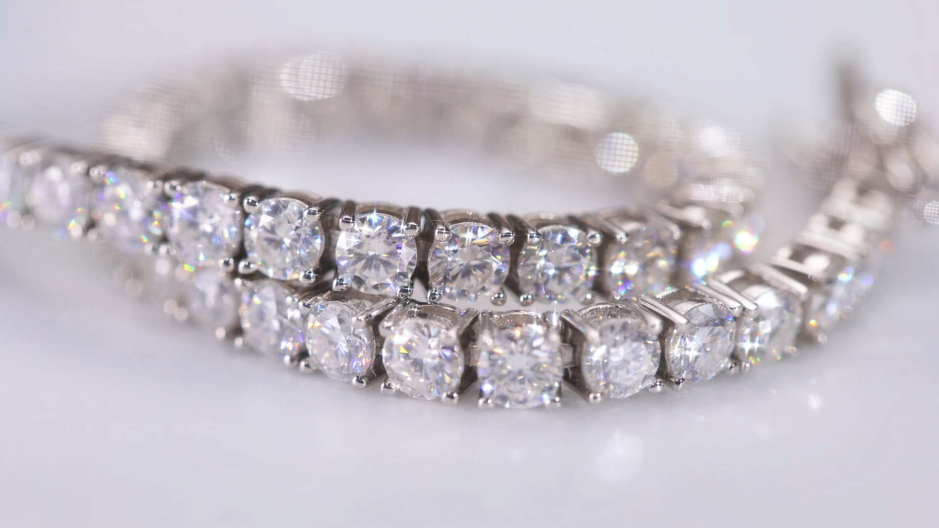 Amazon.co.jp: KRKC&CO モアッサナイト テニスブレスレット:2mm