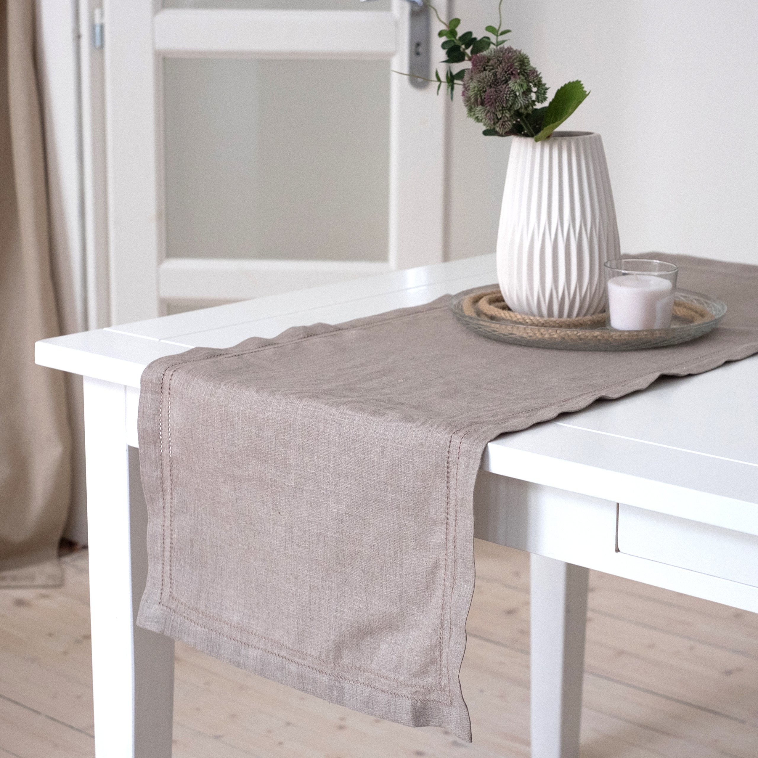Rustieke boerderijstijl linnen tafelloper, Boho handgemaakte franje gevlochten gestreepte tafellopers 112 cm lang voor vakantiefeest, bruiloft en eetdecoraties, 33 x 122 cm - ivoor