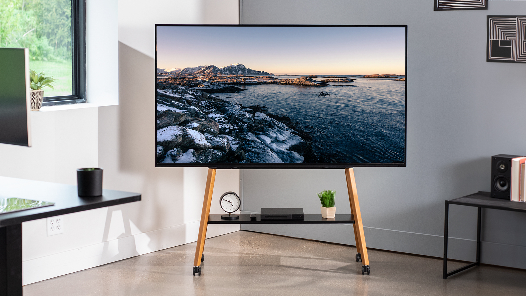 Amazon.com: VIVO Rolling Artistic 43 to 75 inch LED LCD Screen