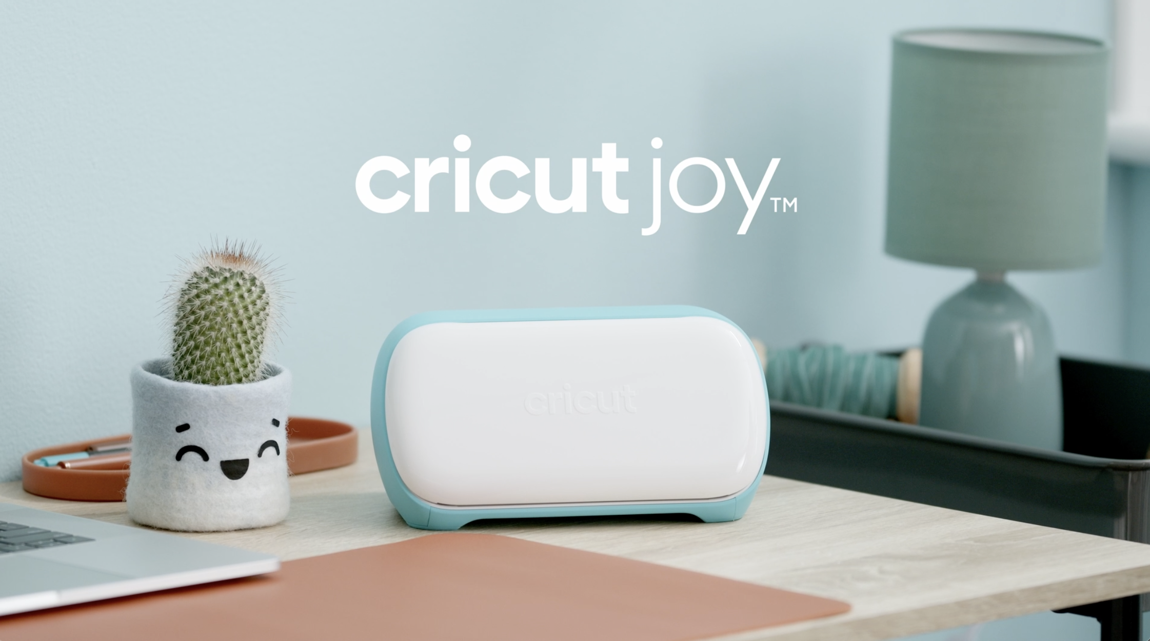Amazon.com: Cricut Joy & 數位內容庫(30 張圖片) - 乙烯基入門套組 