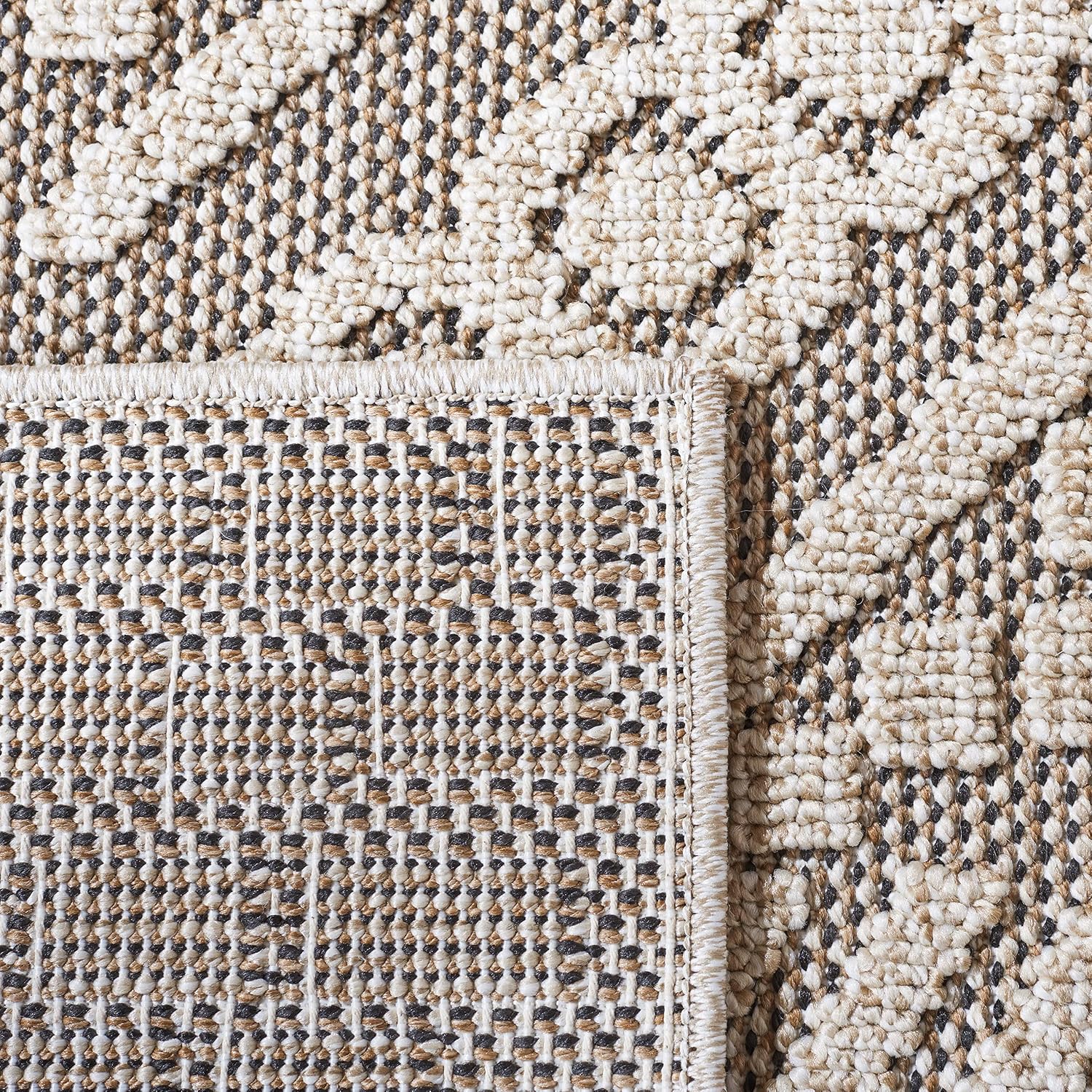SAFAVIEH Washable Rug Outdoor Global Collection - 4' x 6', Beige & Light Beige, Non-Shedding & Easy to Clean, Ideal for Patio, Backyard, Mudroom (GLB202B)