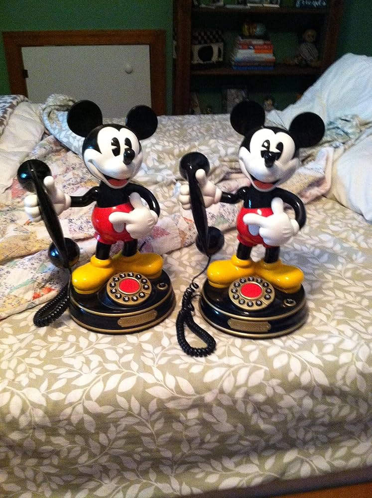 アンティーク雑貨 Mickey Mouse Animated Talking Telephone Vintage Mickey Mouse Animated Talking Phone. Brand New In