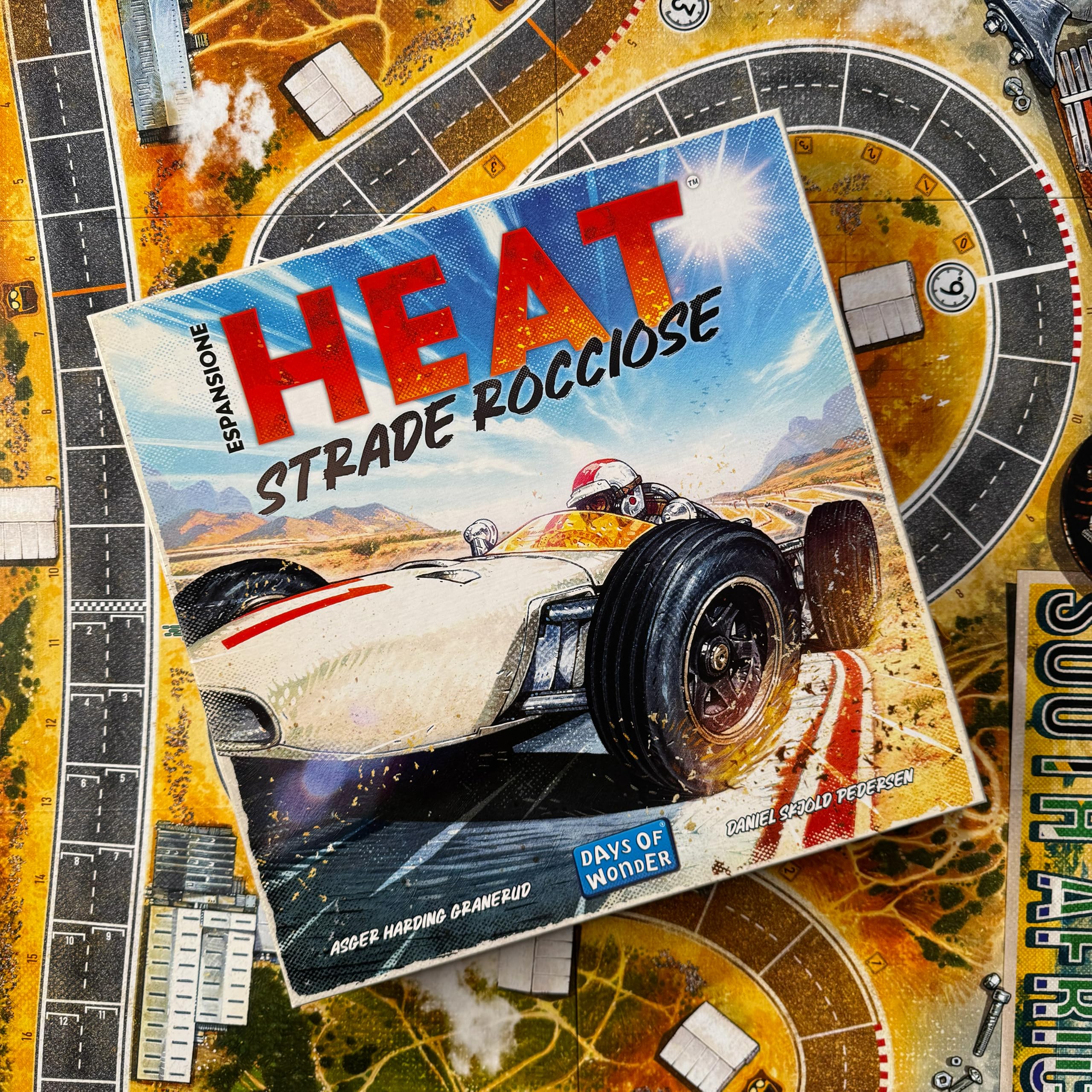 Asmodee - Heat Strade Rocciose, Espansione Gioco da Tavolo, Due Nuovi Scenari, 10+ Anni, Edizione in Italiano