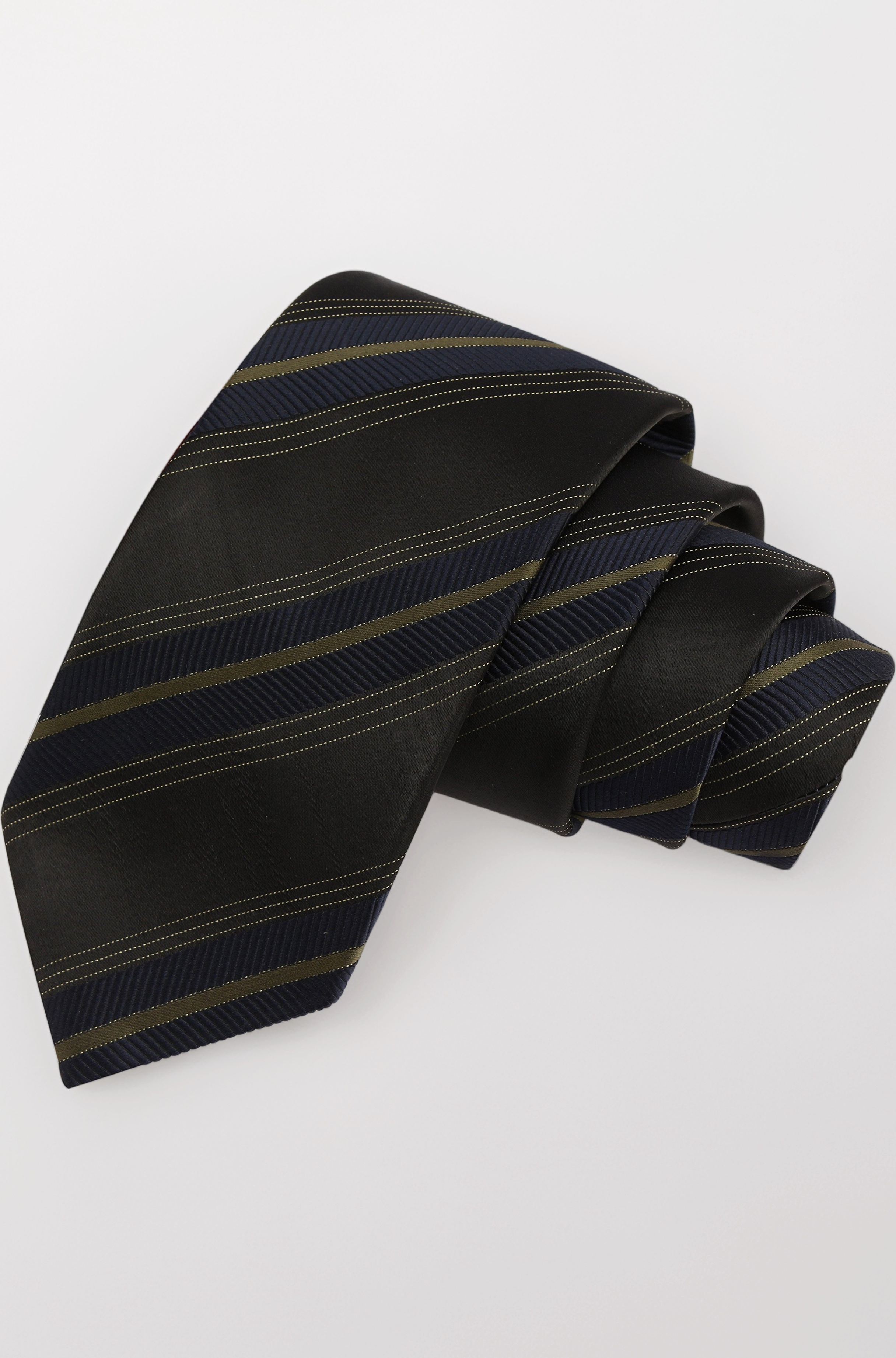 Splendid Neck Tie & Pocket Square Set for Men