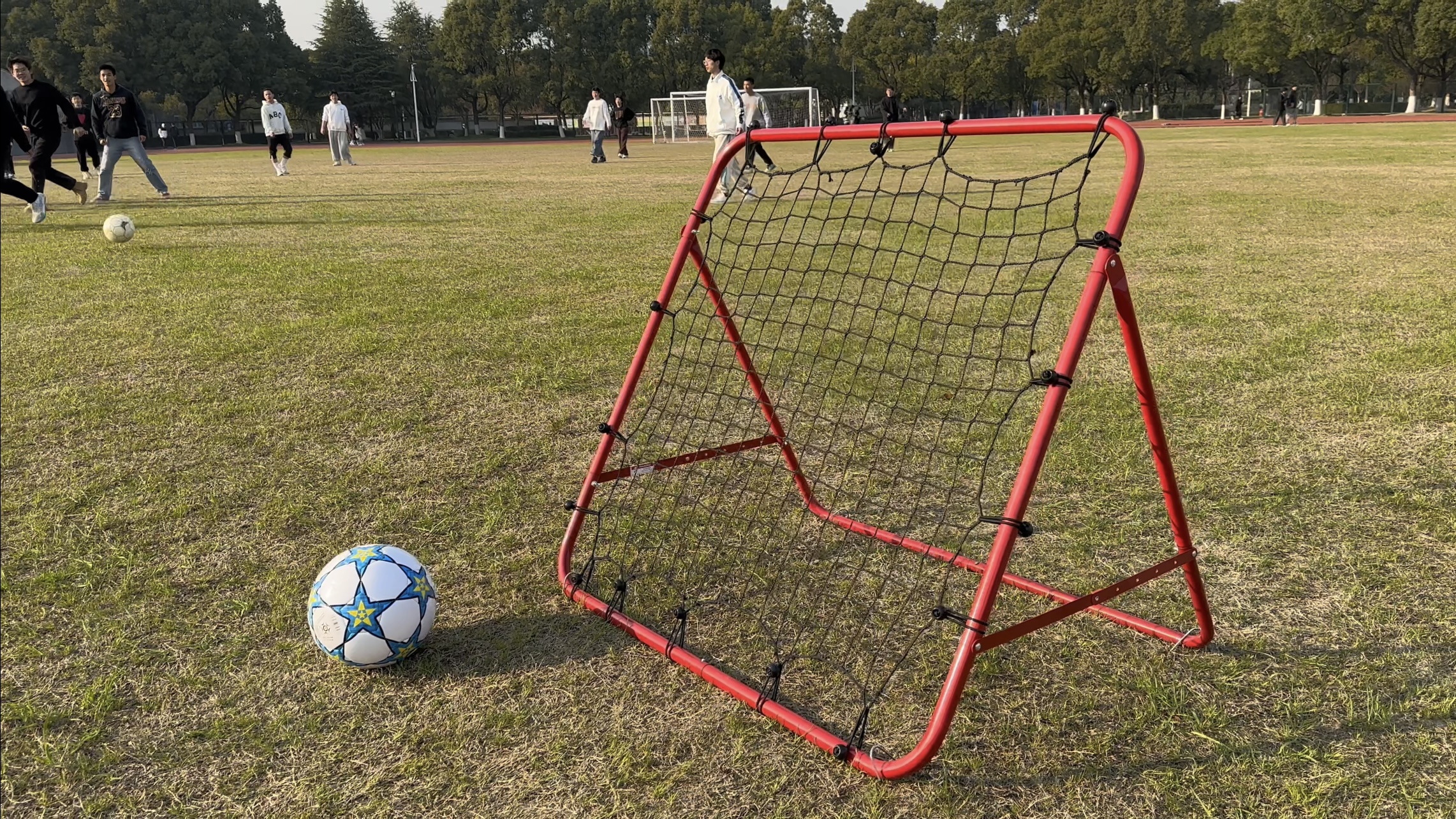 【未使用】サッカー　野球　リバウンドネット 練習　室内　リバウンダー Amazon | HIDODO リバウンドネット 野球練習ネット 室内外兼用