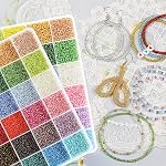2mm Perles de graine de verre doublées de l'éclat 24000pcs,12/0 Perles pour petits bateaux pour la fabrication de bijoux Perles artisanales Fournitures avec chaîne élastique et aiguilles (1000Pcs Par couleur, 24 Couleurs)