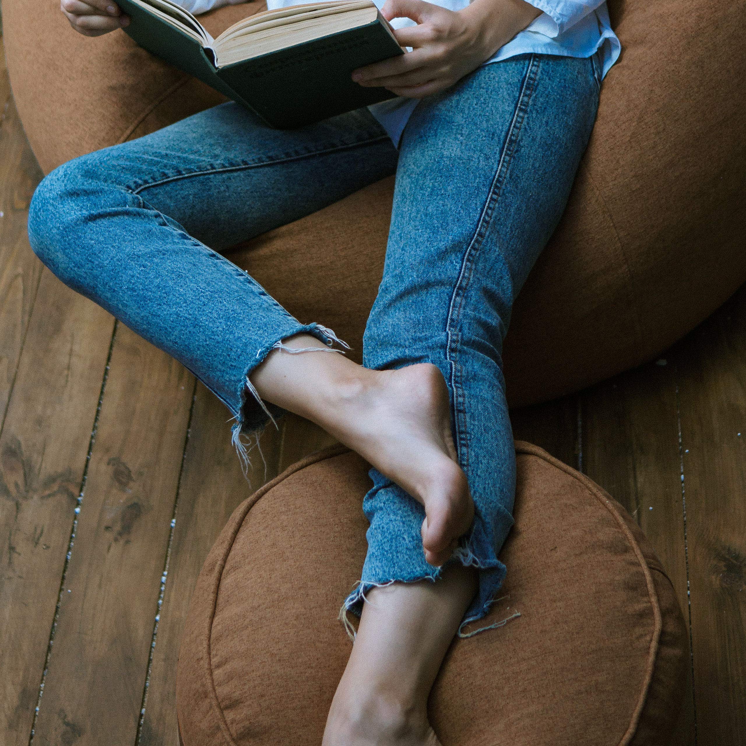 Lumaland Sitzsack Pouf 50 L 3-in-1-Funktion Hocker Tischchen Fußschemel EPS-Füllung Ø 25 x 45 cm Braun