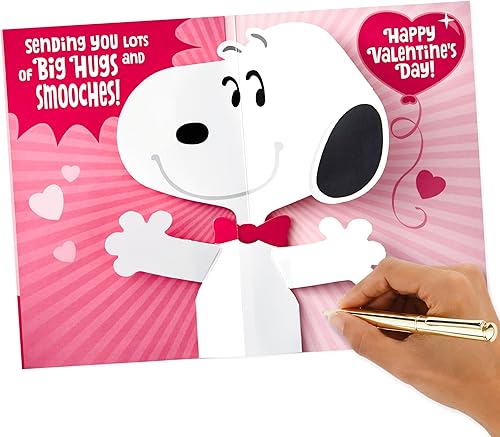 Miniatura 7 de Hallmark Peanuts - Tarjeta musical para el día de San Valentín para niños (abrazo de Snoopy) (699VCG3007)