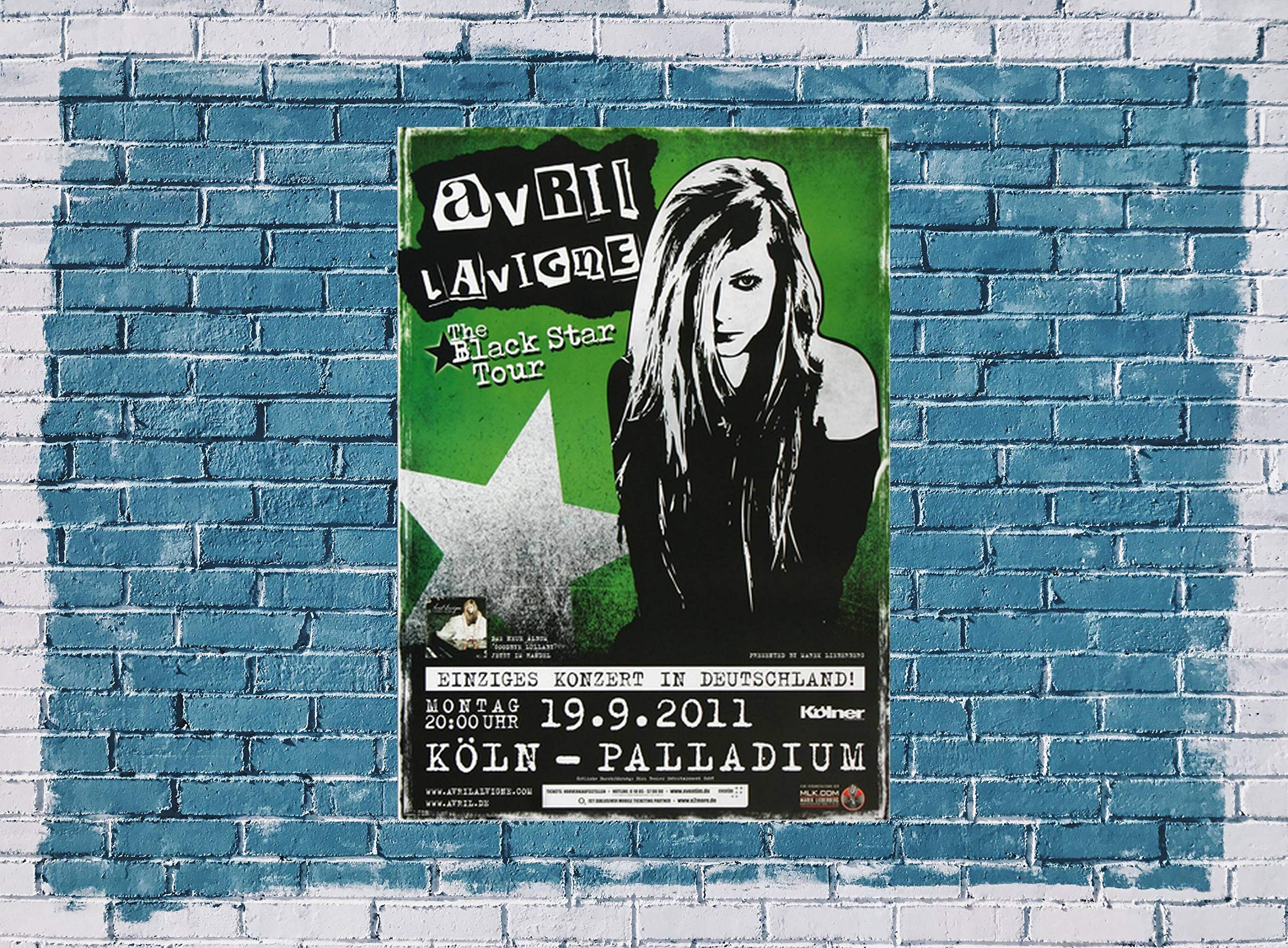 Avril Lavigne The Black Star Tour パンフレット The Black Star Tour | Avril Lavigne Wiki | Fandom